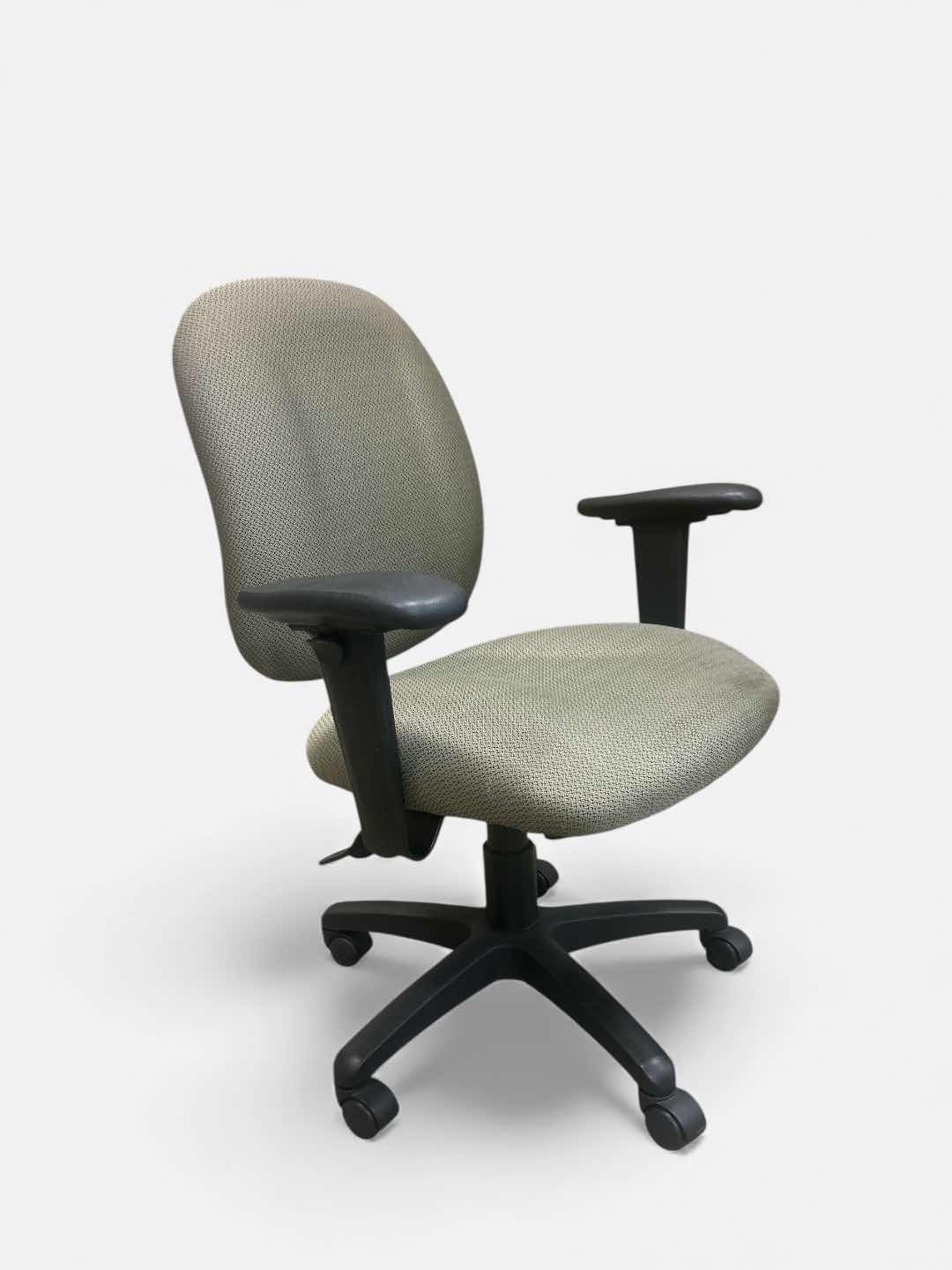 Photo 1 of SIT ONIT SEATING - OFFICE/DESK CHAIR WITH ARMS, ADJUSTABLE, WITH WHEELS