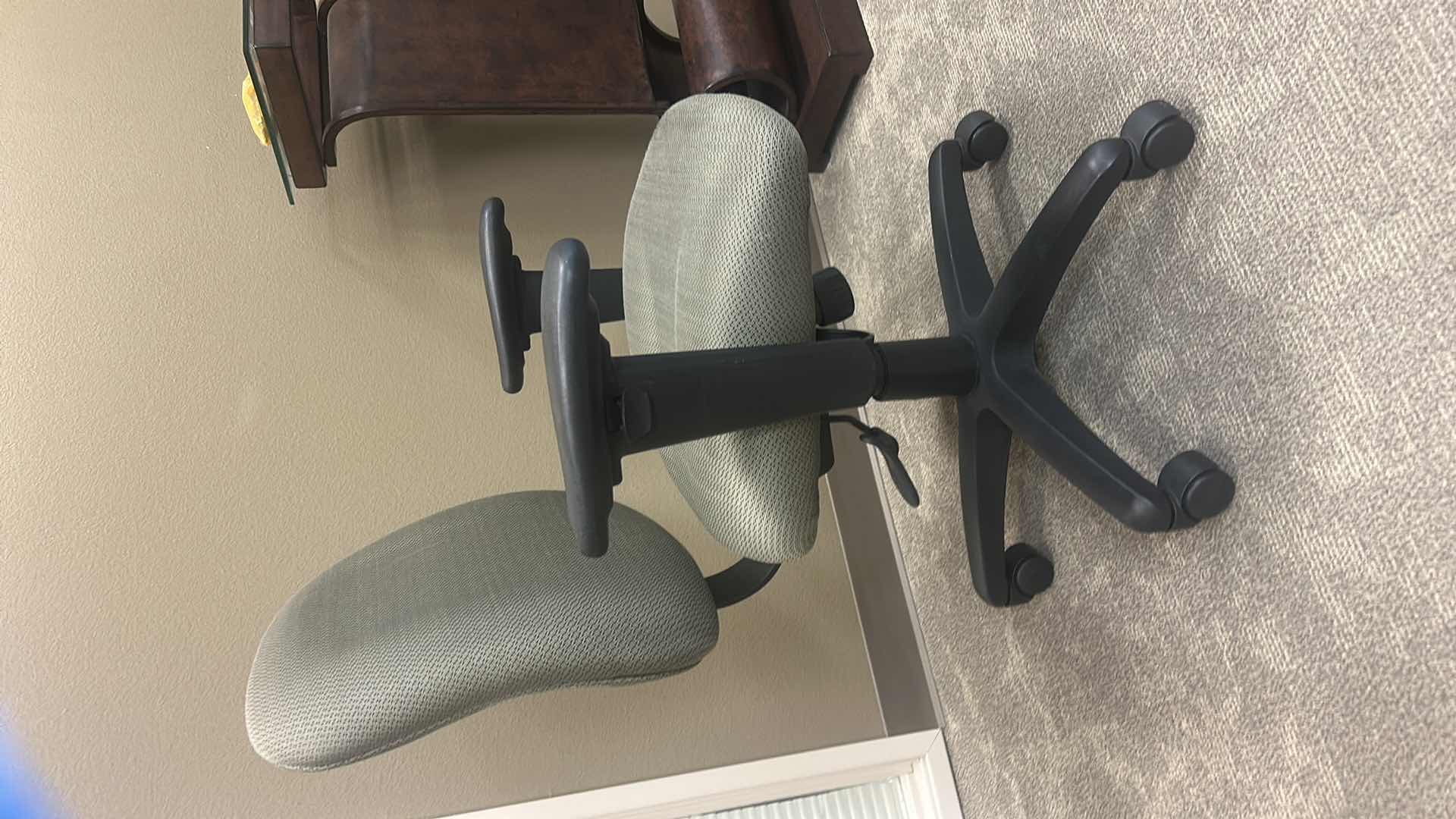 Photo 1 of SIT ONIT SEATING - OFFICE/DESK CHAIR WITH ARMS, ADJUSTABLE, WITH WHEELS