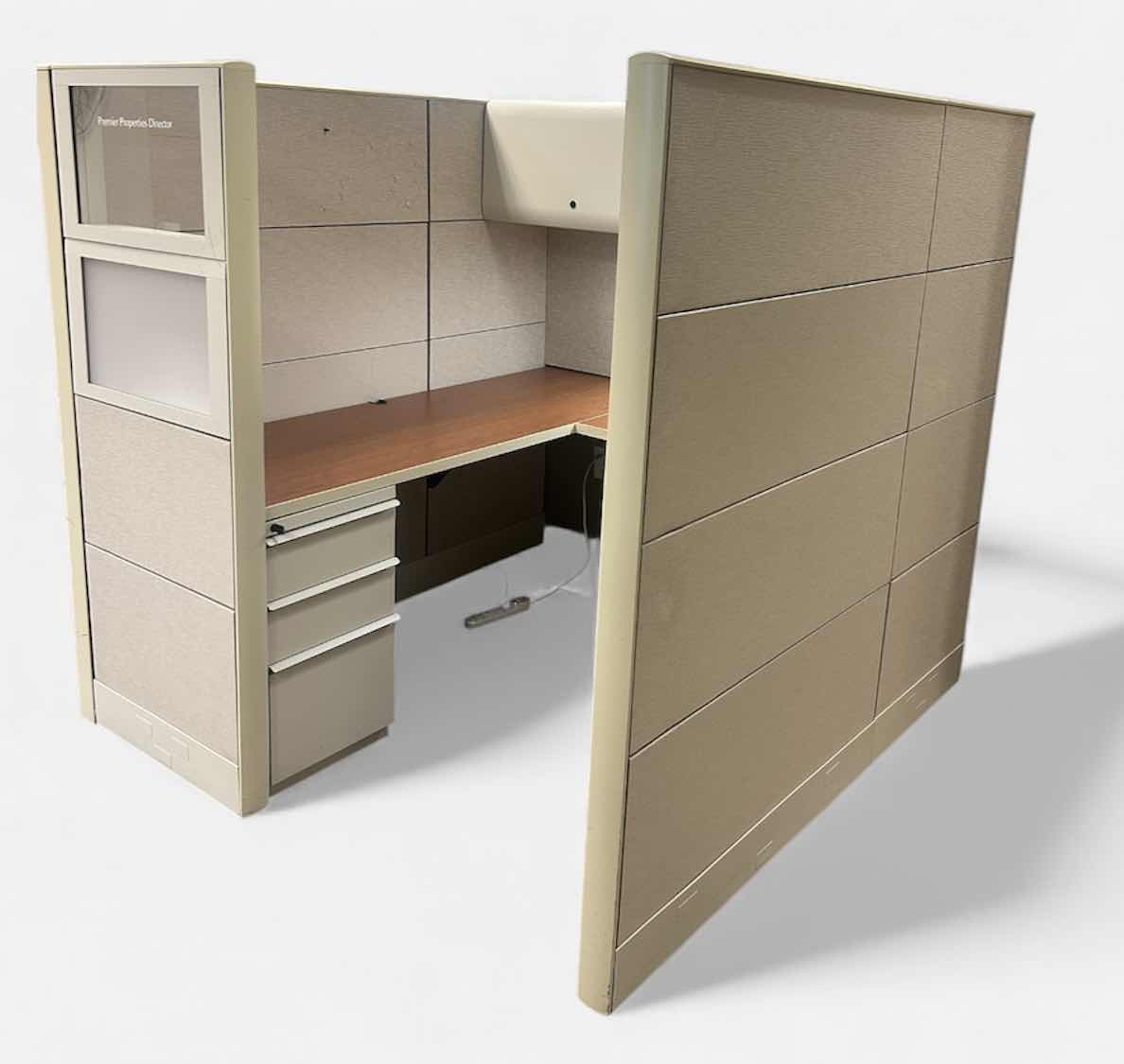 Photo 1 of WORK STATION CUBICLE 5’6” X 5’3” X H64.5”