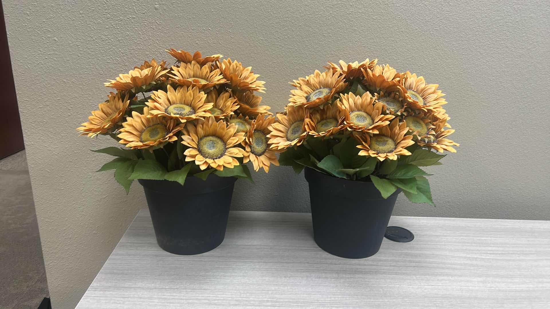 Photo 1 of 2 FAUX FLORAL ARRANGEMENTS IN RESIN POTS H18”