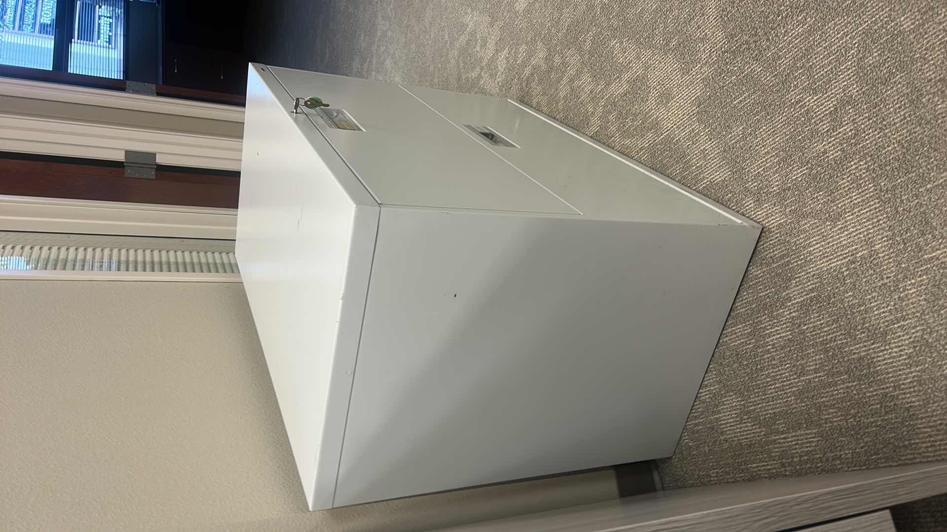 Photo 1 of 2 DRAWER METAL FILE CABINET 3’ x 19” x H28 1/2”