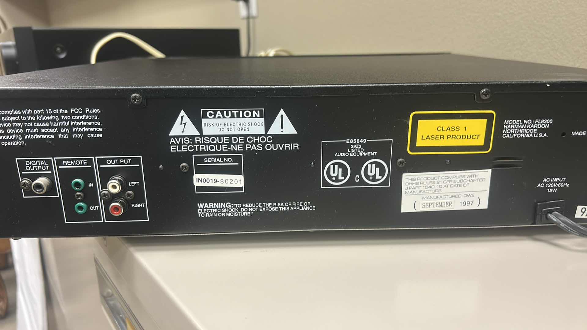 Photo 1 of HARMAN / KARDON COMPACT DISC PLAYER