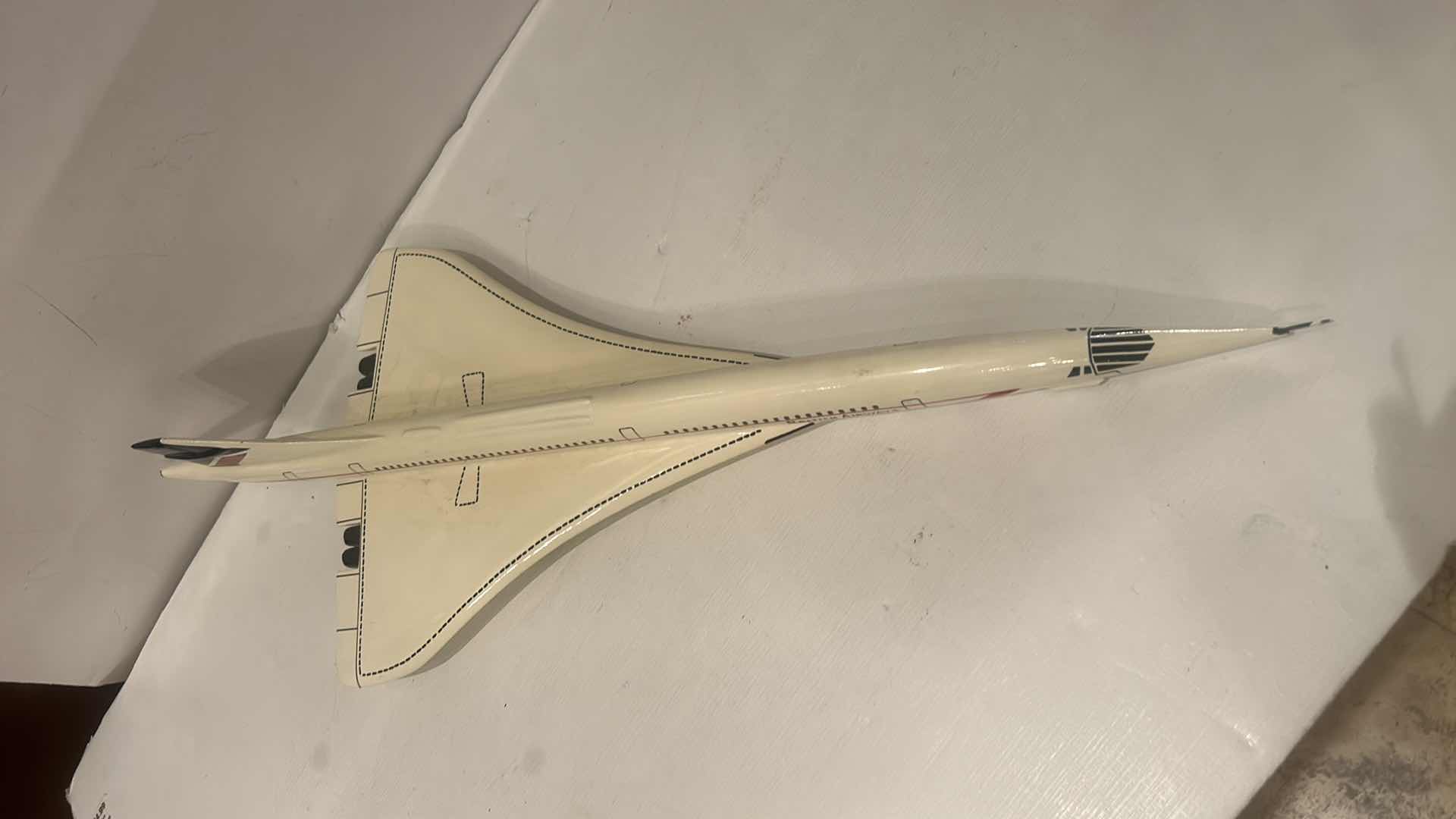 Photo 1 of MODEL OF A BRITISH AIRWAYS CONCORDE AIRCRAFT 23”