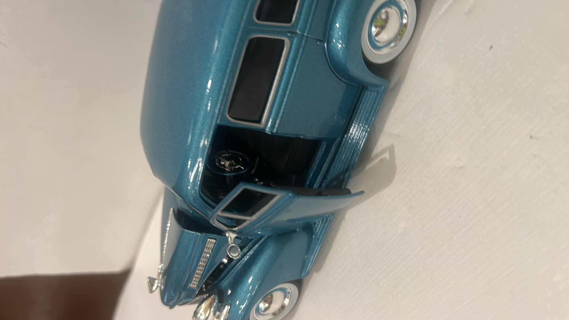 Photo 1 of DIE-CAST MODEL OF A 1939 CHEVROLET MASTER DELUXE 8 1/2” x 3”