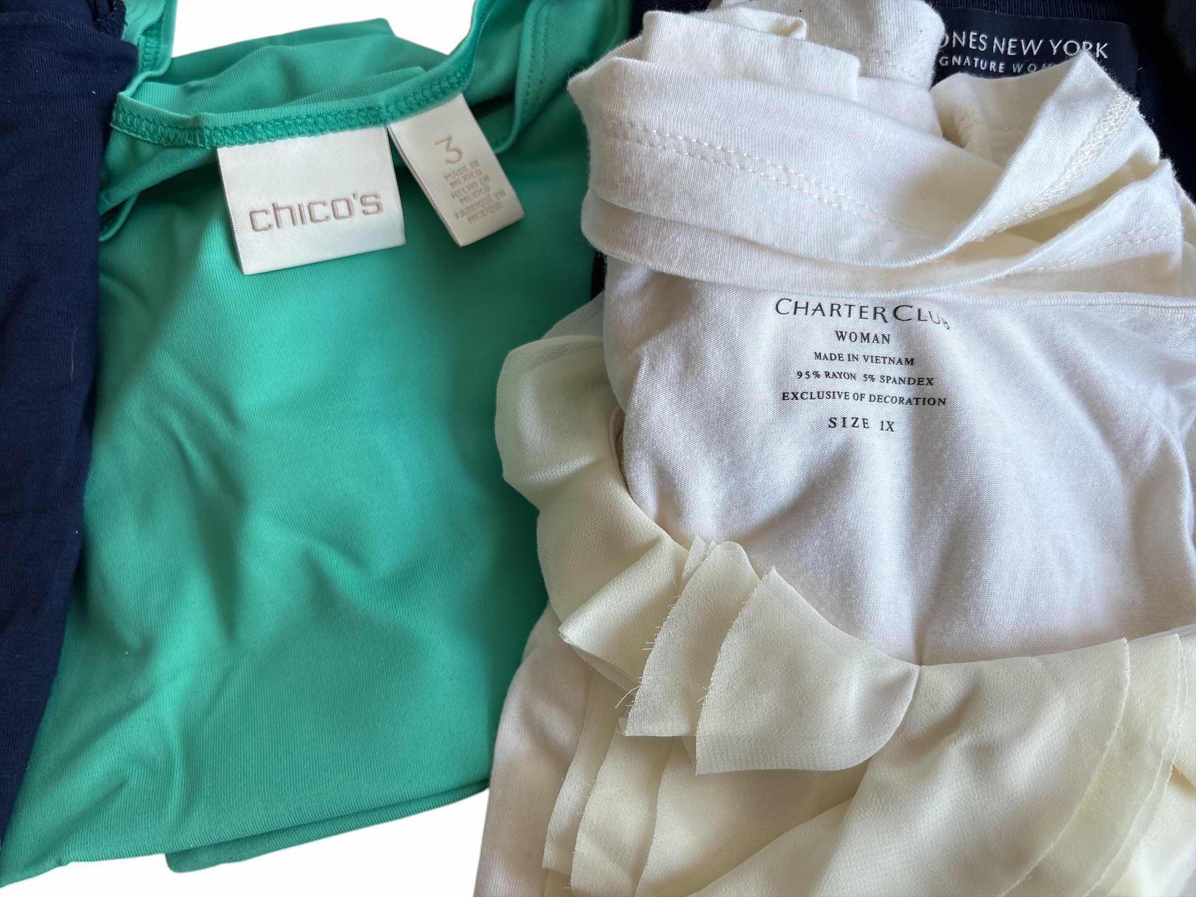 Photo 1 of (8)PCS WOMENS SLEEVELESS TOPS BRANDS CHICO,JONES, AND MORE - SIZE 3 AND 1X