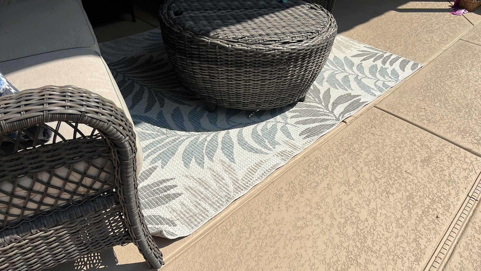 Photo 3 of OUTDOOR PATIO AREA RUG 63" x 87"