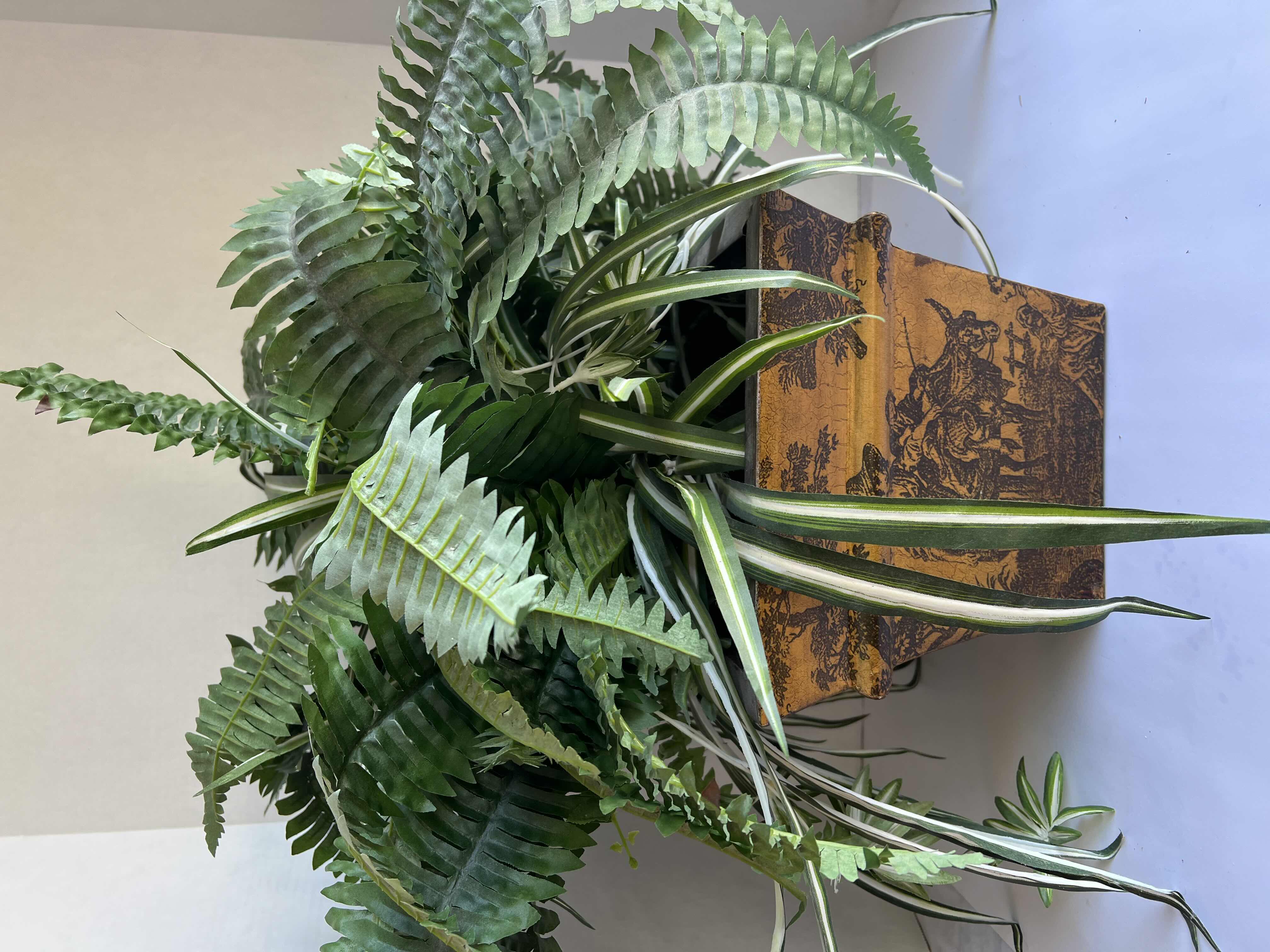 Photo 1 of EUROPEAN FARM DESIGN PLANTER W FAUX FERN 