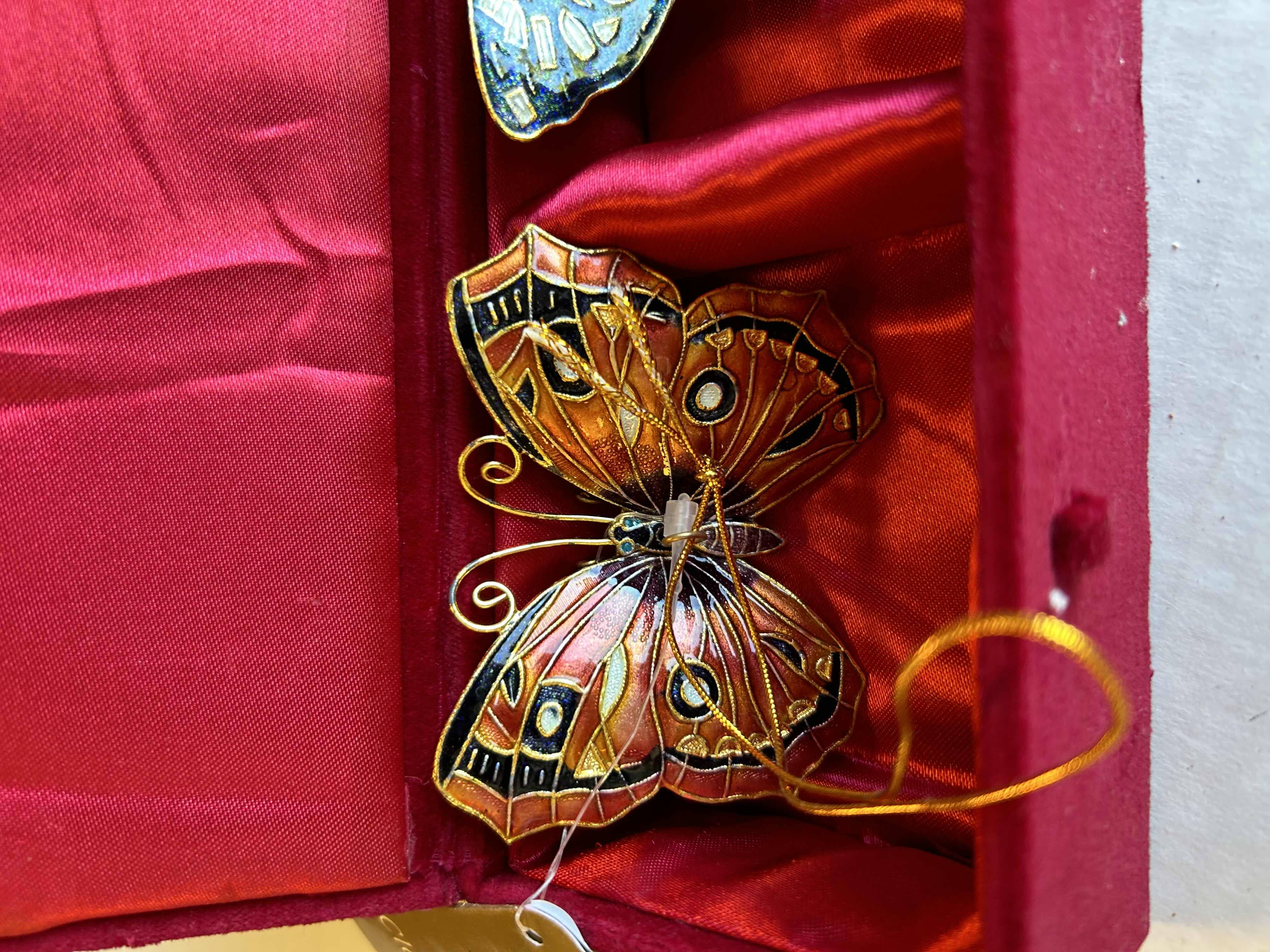 Photo 4 of 3-CLOISONNÉ BUTTERFLY ORNAMENTS

