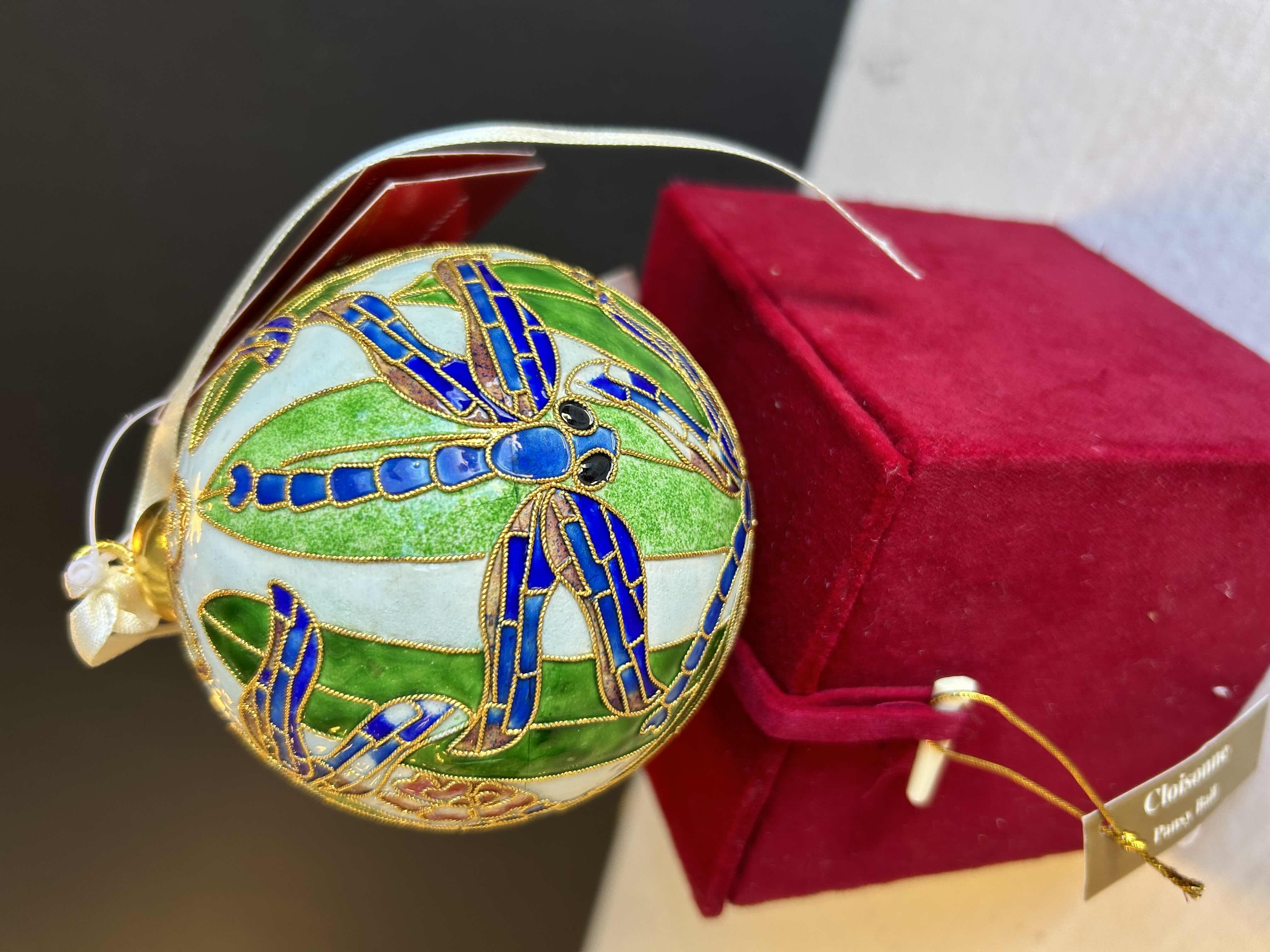 Photo 1 of NEW CLOISONNÉ CHRISTMAS DRAGONFLY BALL ORNAMENT
