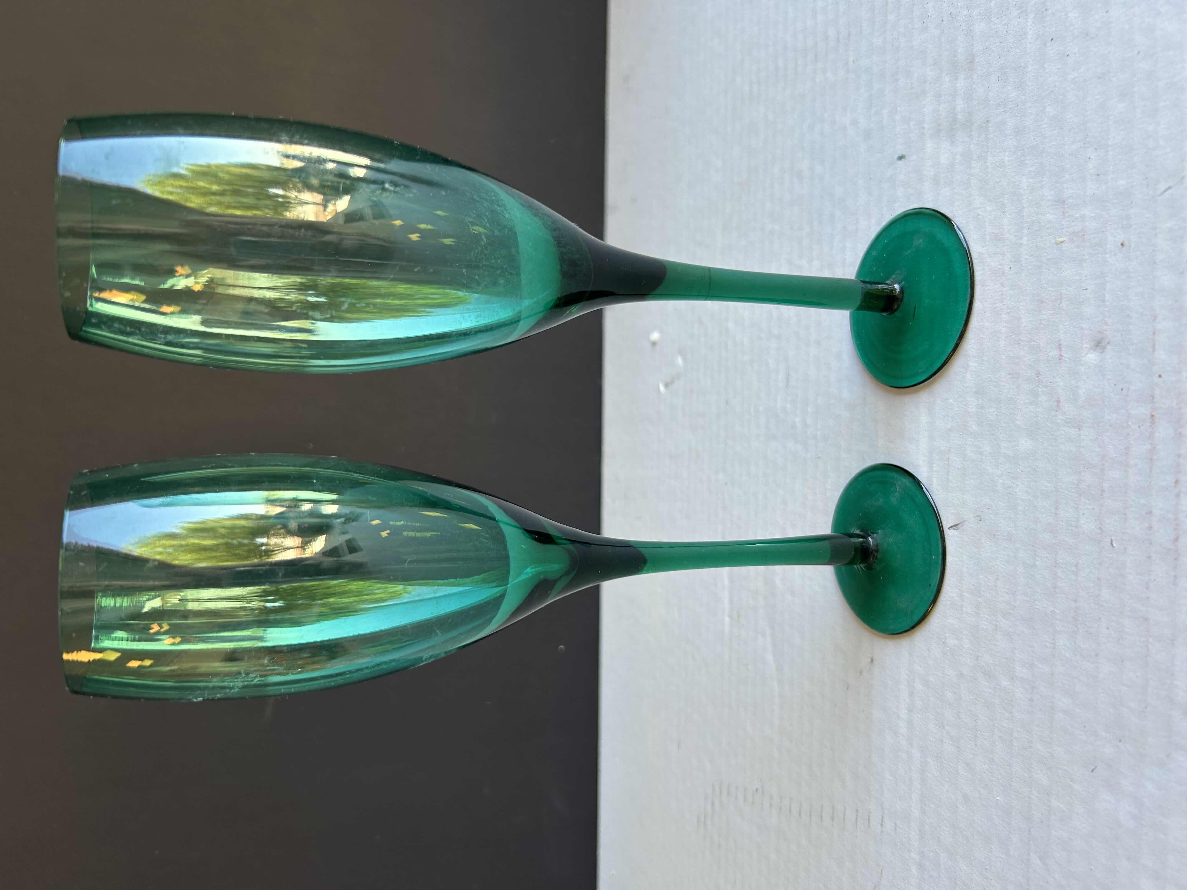 Photo 1 of 2-EMERALD GREEN CHAMPAGNE FLUTES