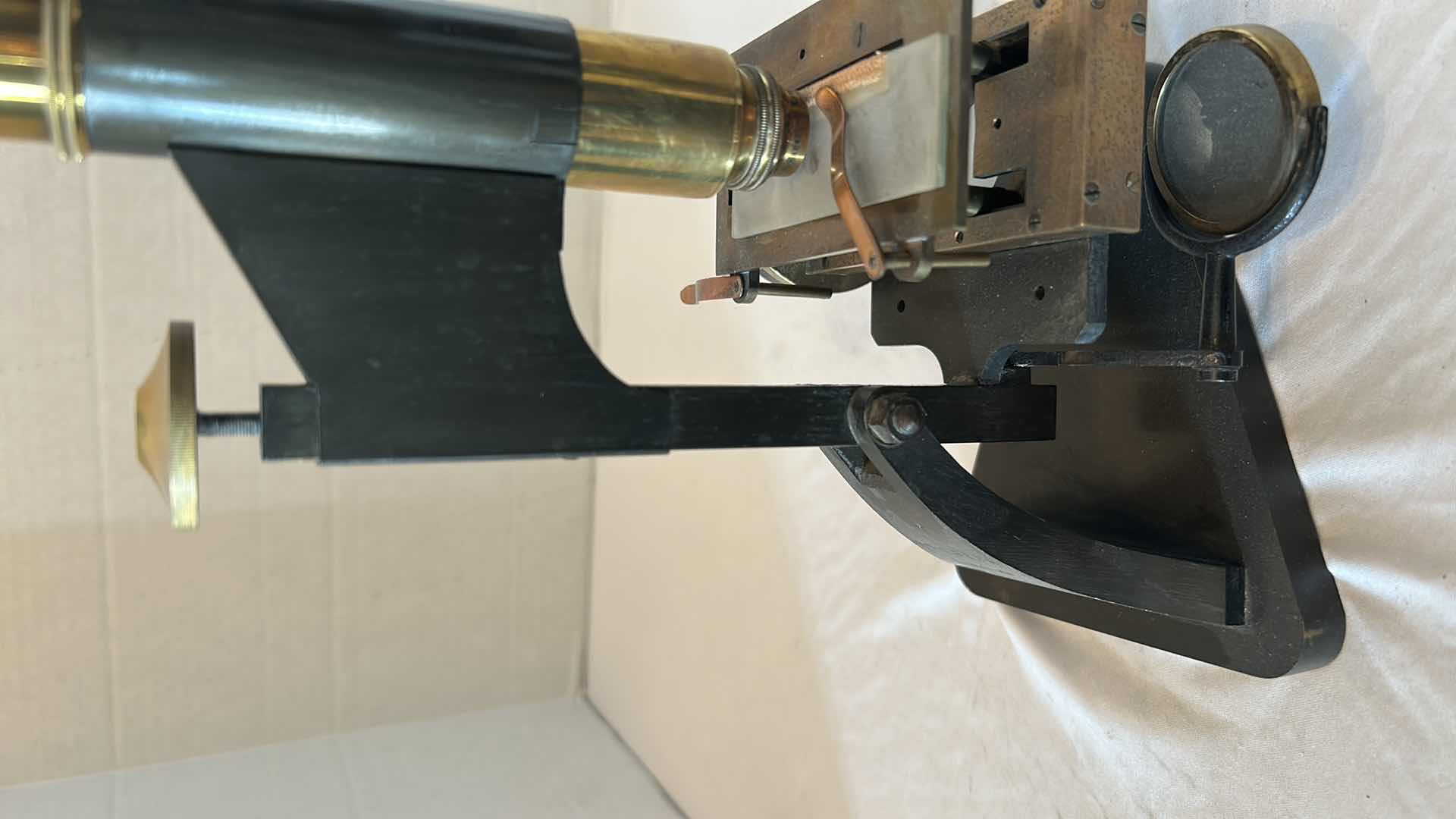 Photo 3 of BECK STAR MICROSCOPE FLEEGLASS