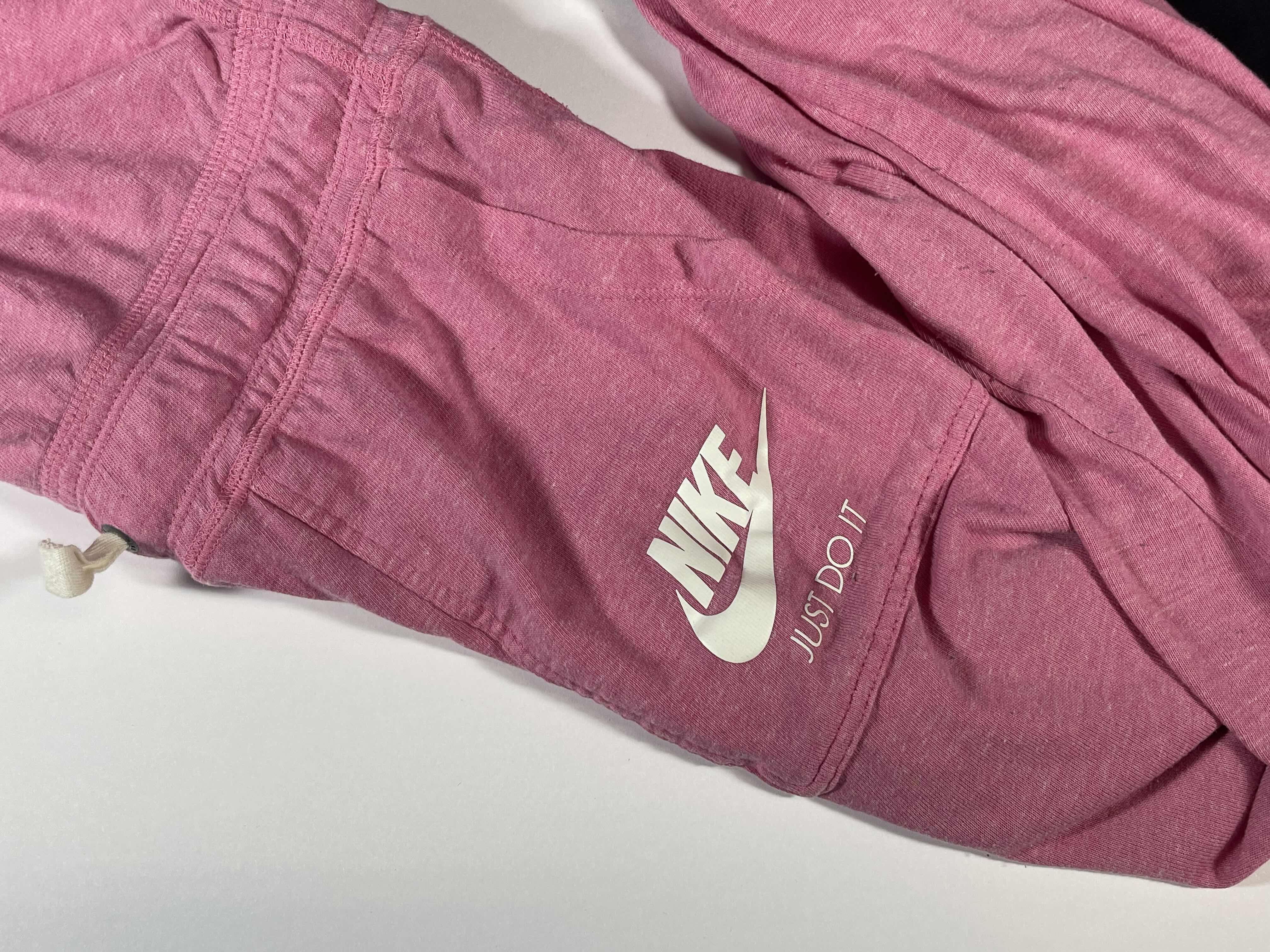 Photo 2 of WOMENS NIKE & WOLF SPORTS APPAREL SIZE XS