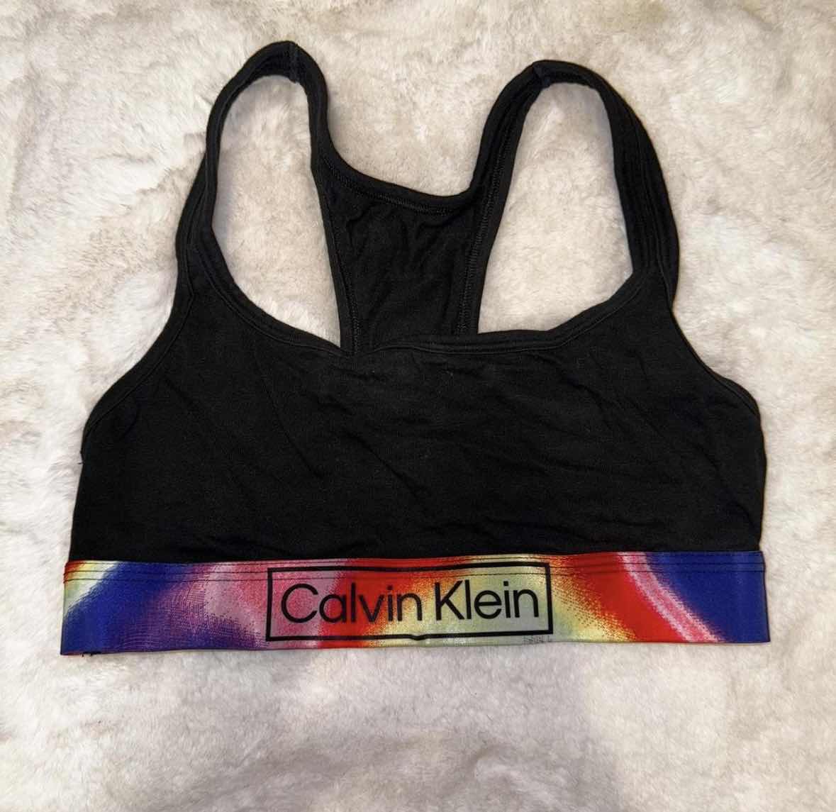 Photo 5 of WOMENS CALVIN KLEIN, COLUMBIA & VICTORIA SECRET SPORTS APPAREL SIZE XS