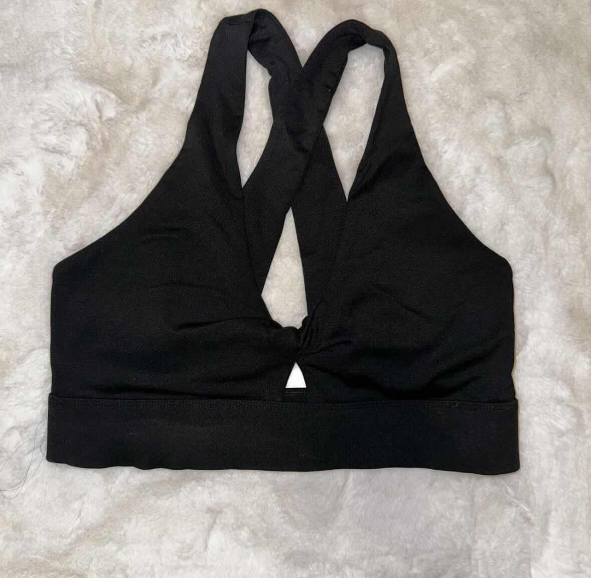 Photo 5 of WOMENS SPORTS APPAREL - CALVIN KLEIN, FABLETICS & SOMMER RAY SIZE MEDIUM