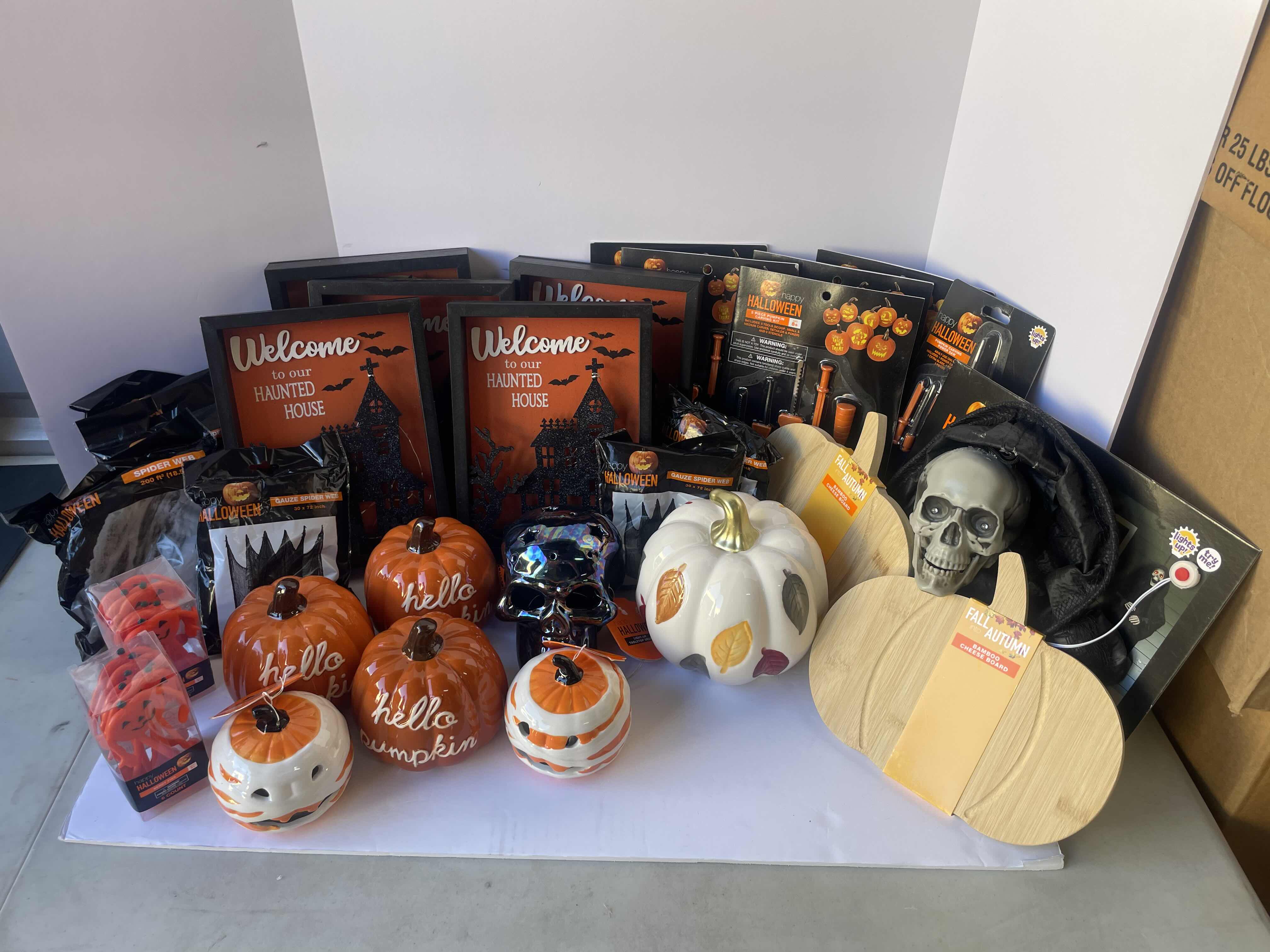 Photo 1 of HALLOWEEN HOME DECOR ITEMS ASSORTED LARGE LOT 