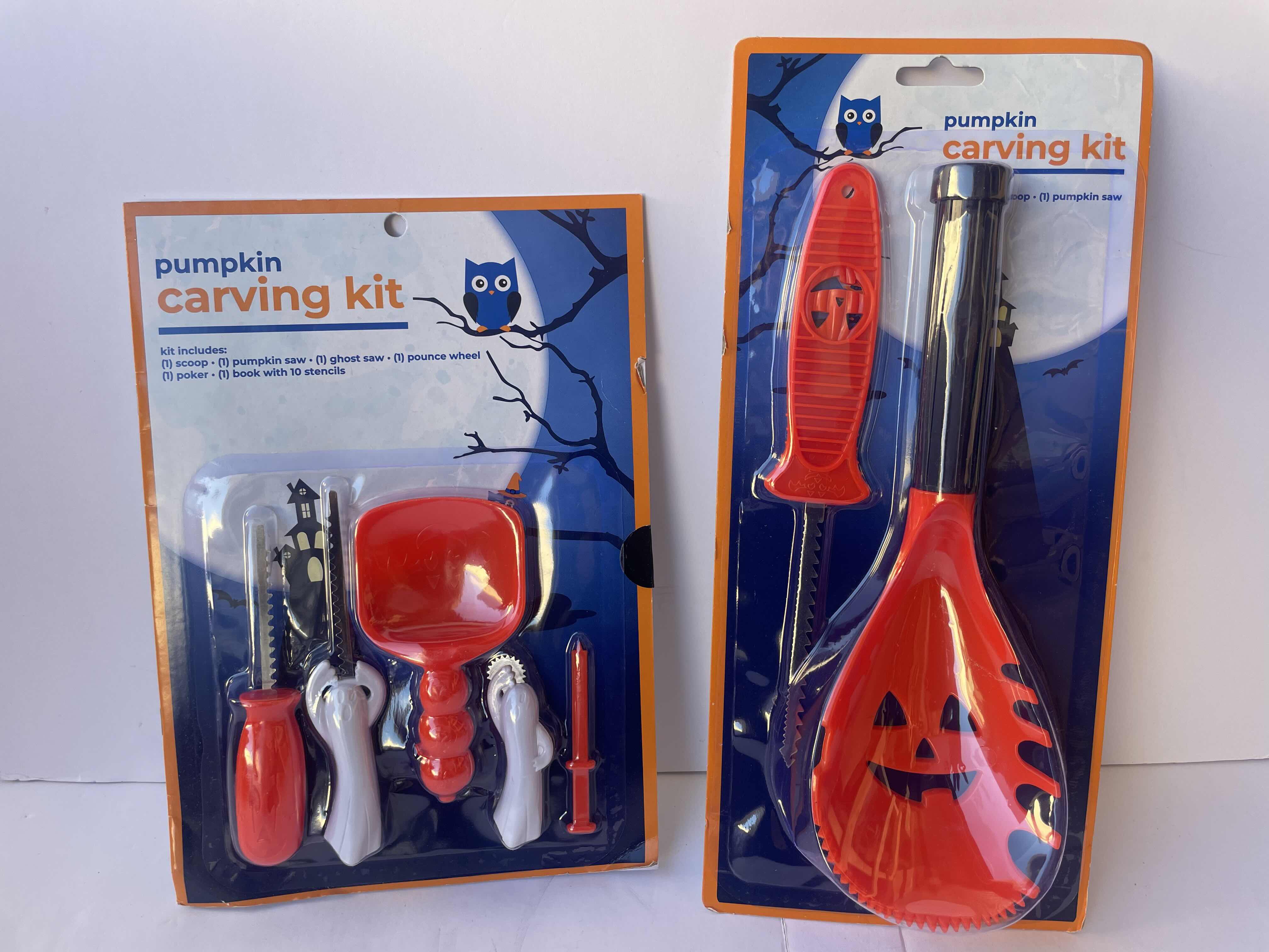 Photo 1 of PUMPKIN CARVING KIT PACKS LARGE LOT - SAW AND LARGE SPOON (26) SMALL CARVING KIT (11) - TOTAL 37 KITS