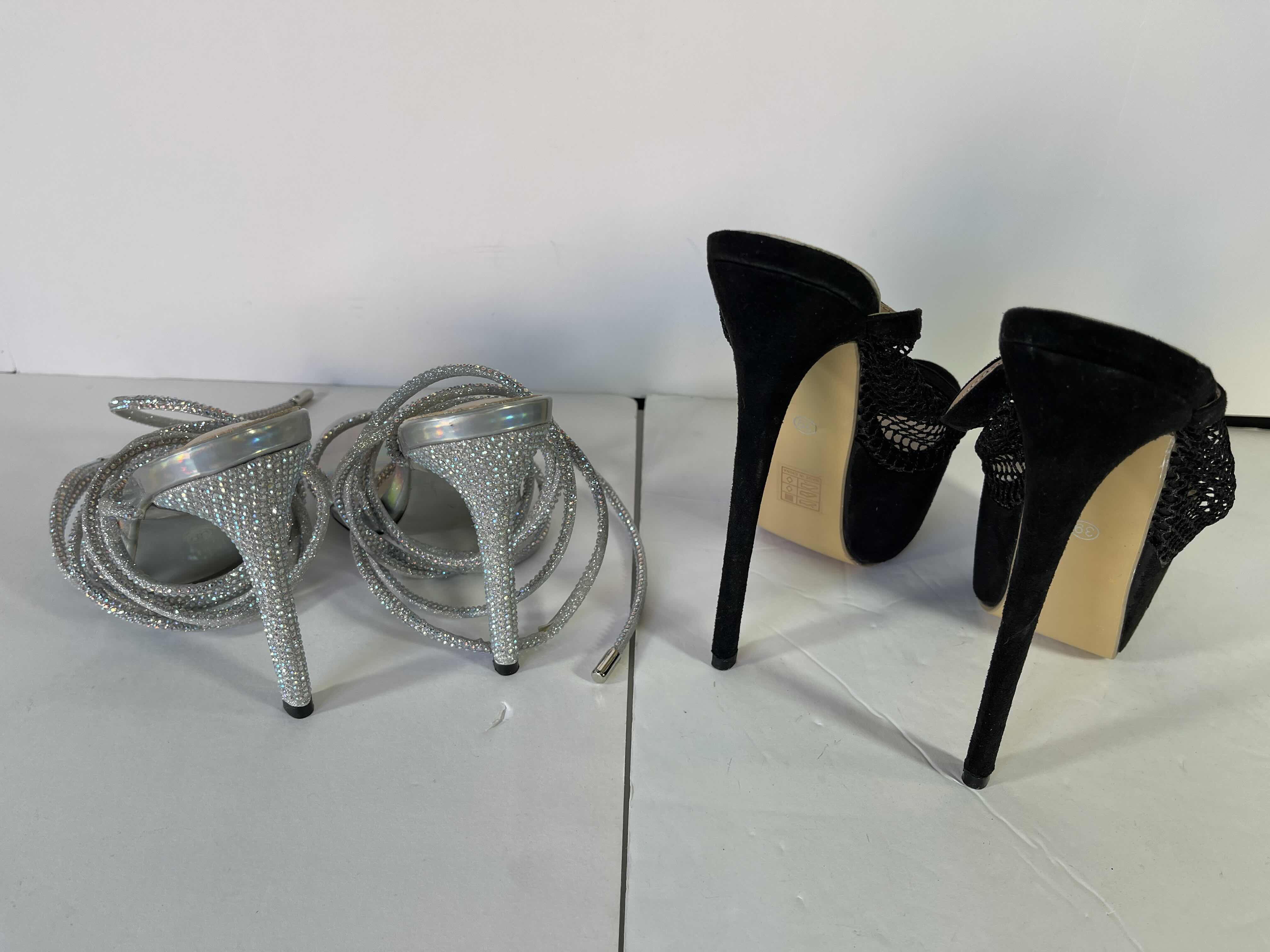 Photo 2 of WOMENS FASHION STILETTOS SIZE 8-8.5