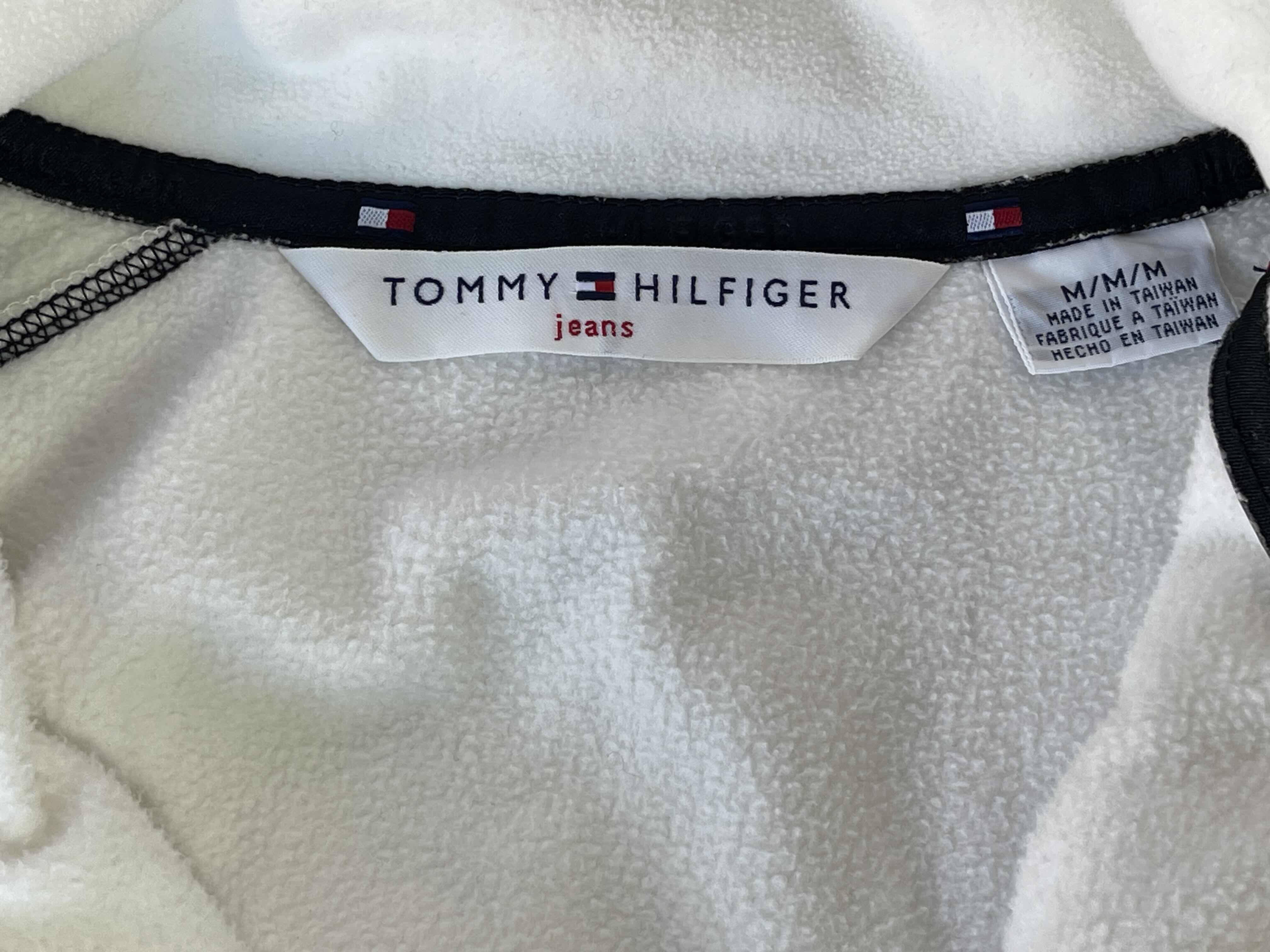 Photo 4 of WOMENS PANTS HOODIE AND FLEECE JACKETS - (TOMMY HILFIGER, OLD NAVY)