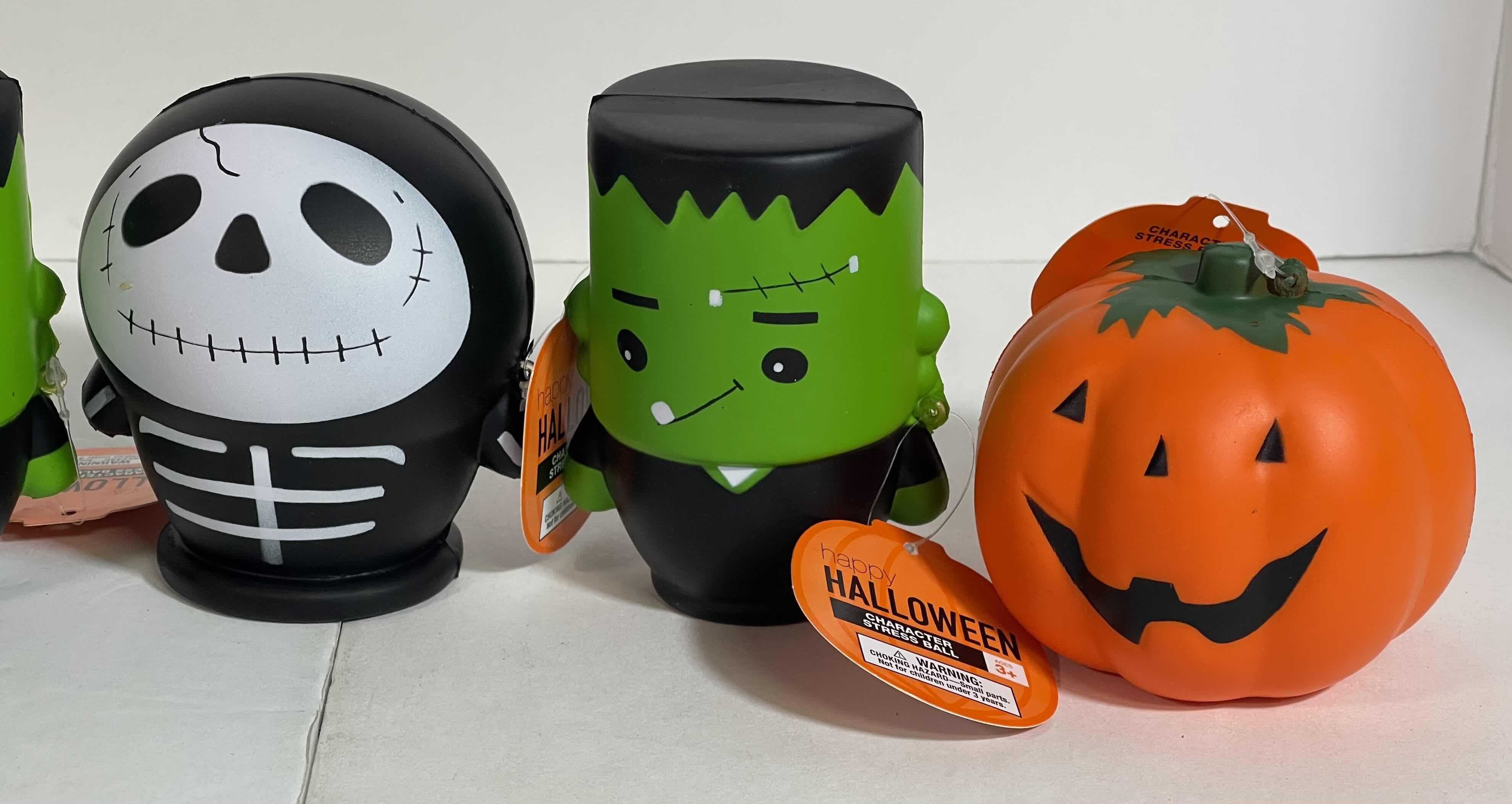 Photo 3 of HAPPY HALLOWEEN CHARACTER STRESS BALLS NWT (6)