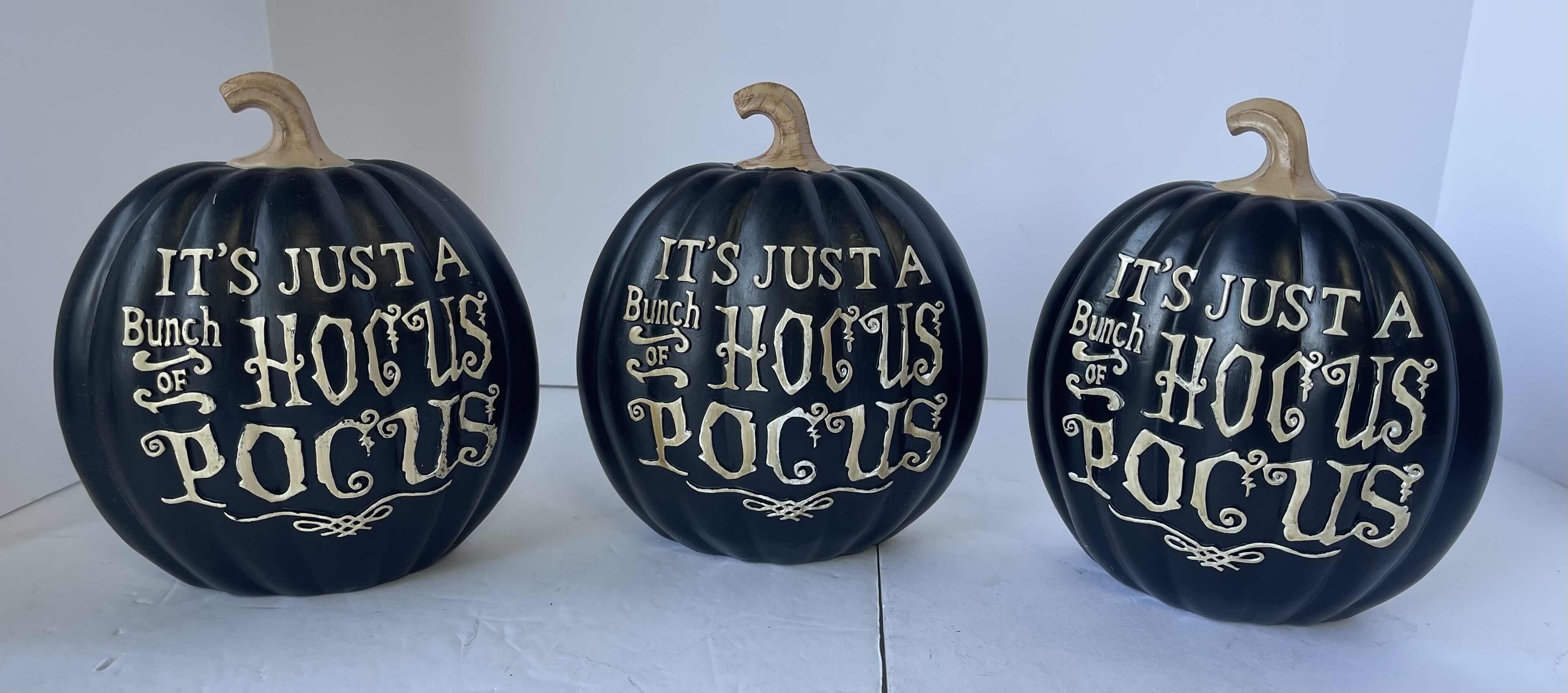 Photo 1 of HAPPY HALLOWEEN 7” TABLE TOP RESIN HOME DECOR - HOCUS POCUS PUMPKINS (3) NEW