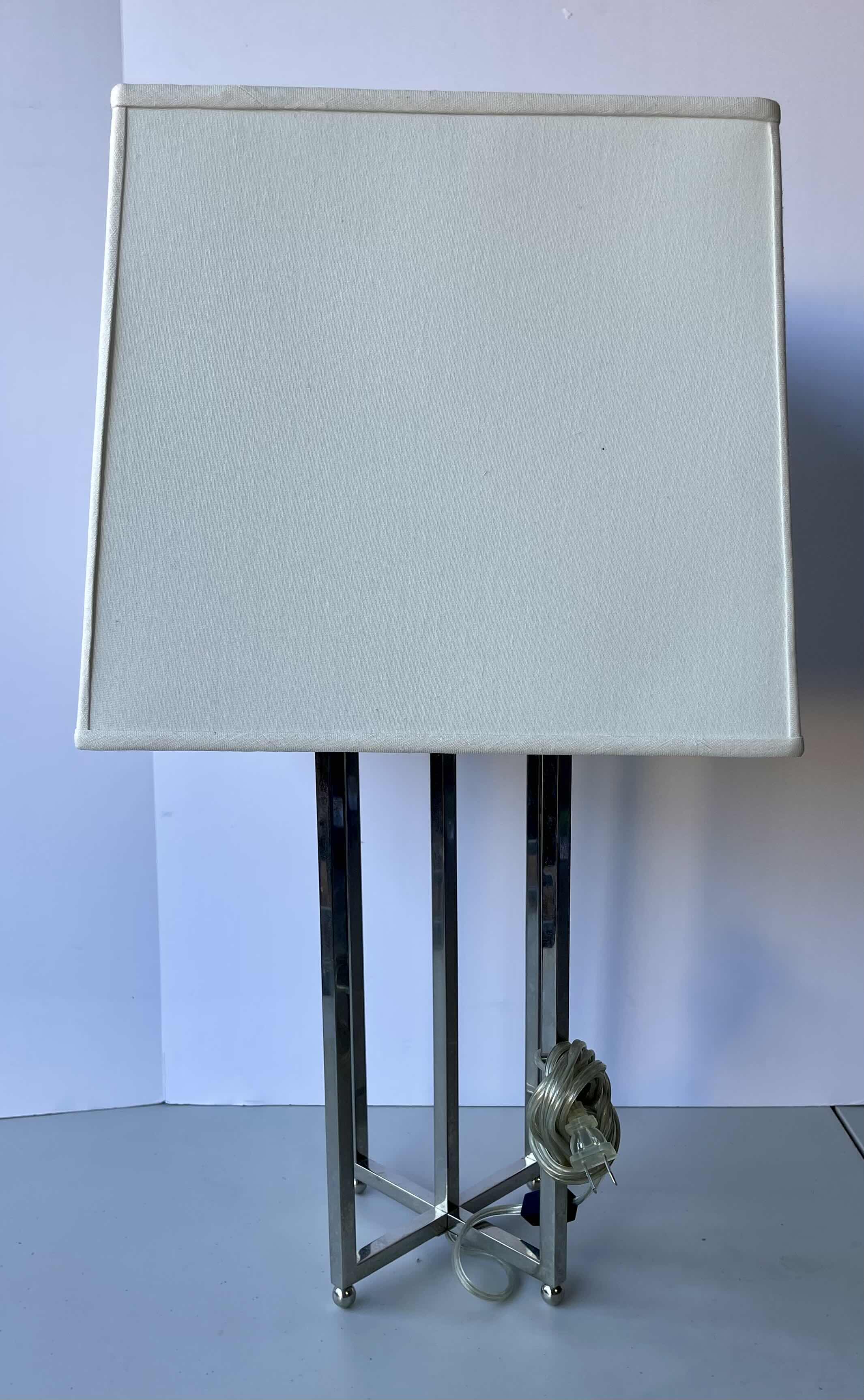 Photo 1 of LOUIS BALDINGER & SONS TWO LIGHT TABLE LAMP H27” 