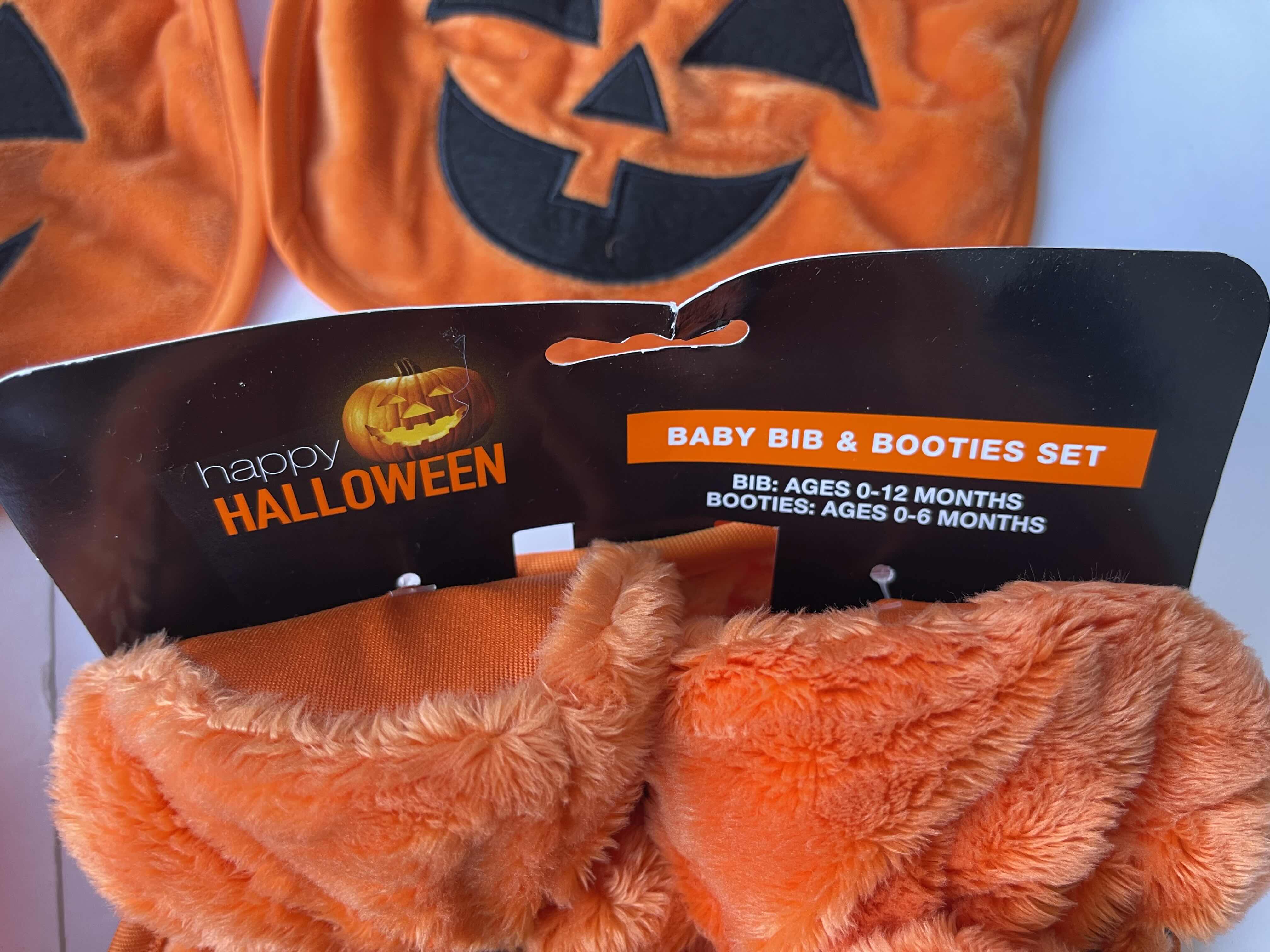 Photo 3 of HAPPY HALLOWEEN BABY BIB & BOOTIES SET (5) NWT