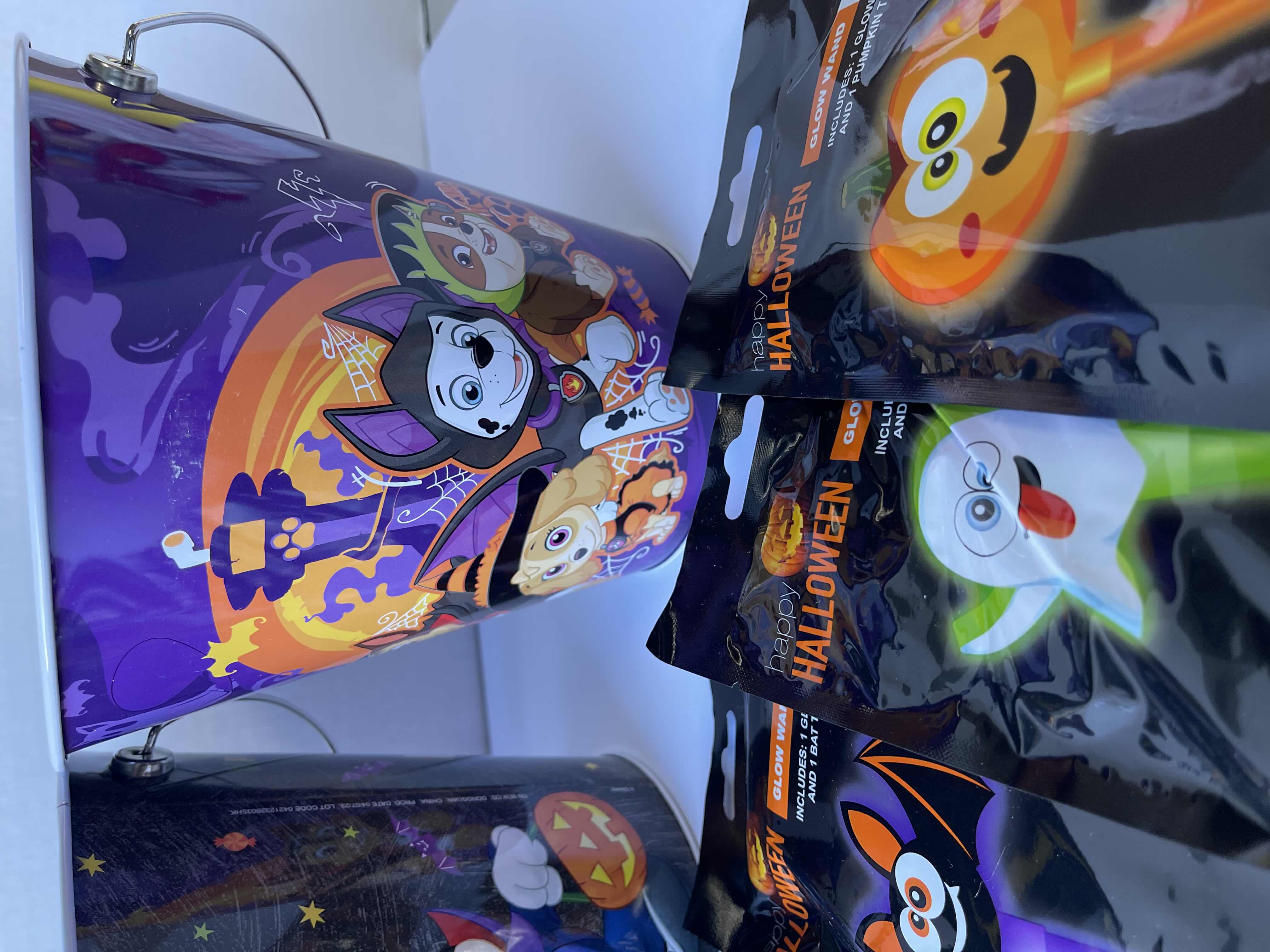 Photo 5 of DISNEY THEMED HALLOWEEN TRICK OR TREAT 7” METAL TIN BUCKETS (4) & GLOW NECKLACES, PENDANTS & WANDS (12)