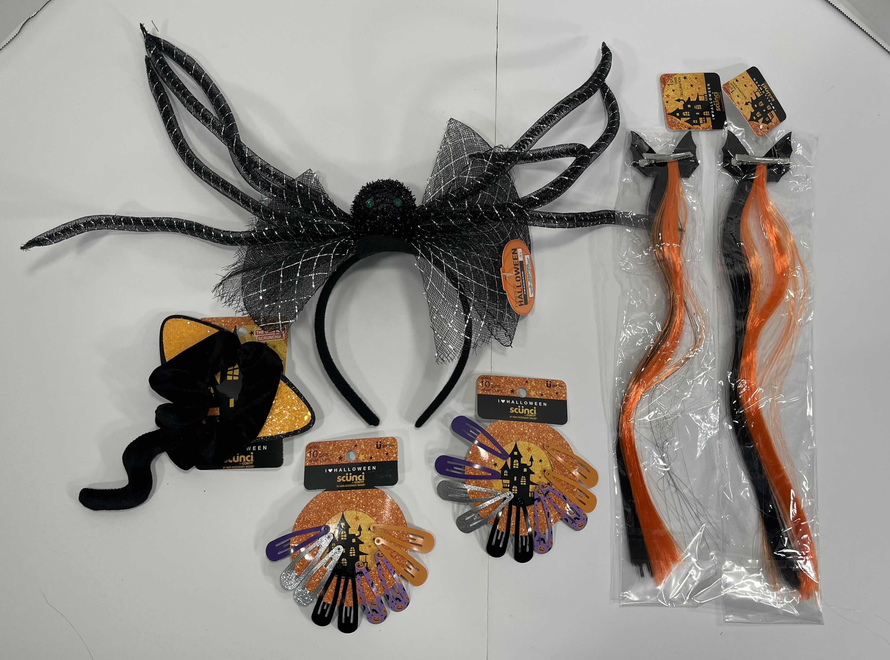 Photo 4 of HEADBAND HALLOWEEN ASSORTMENT (10) WITH HAIR ACCESSORIES & GLOW STICKS MSRP $120