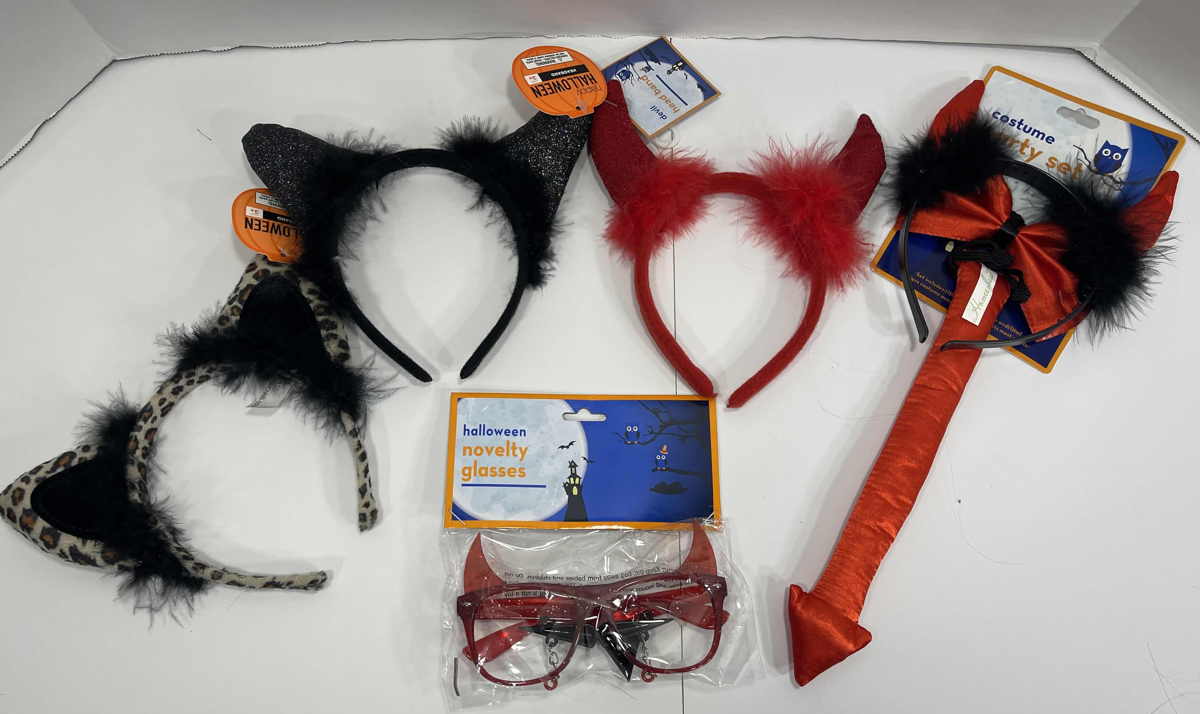 Photo 2 of HEADBAND HALLOWEEN ASSORTMENT (10) WITH HAIR ACCESSORIES & GLOW STICKS MSRP $120