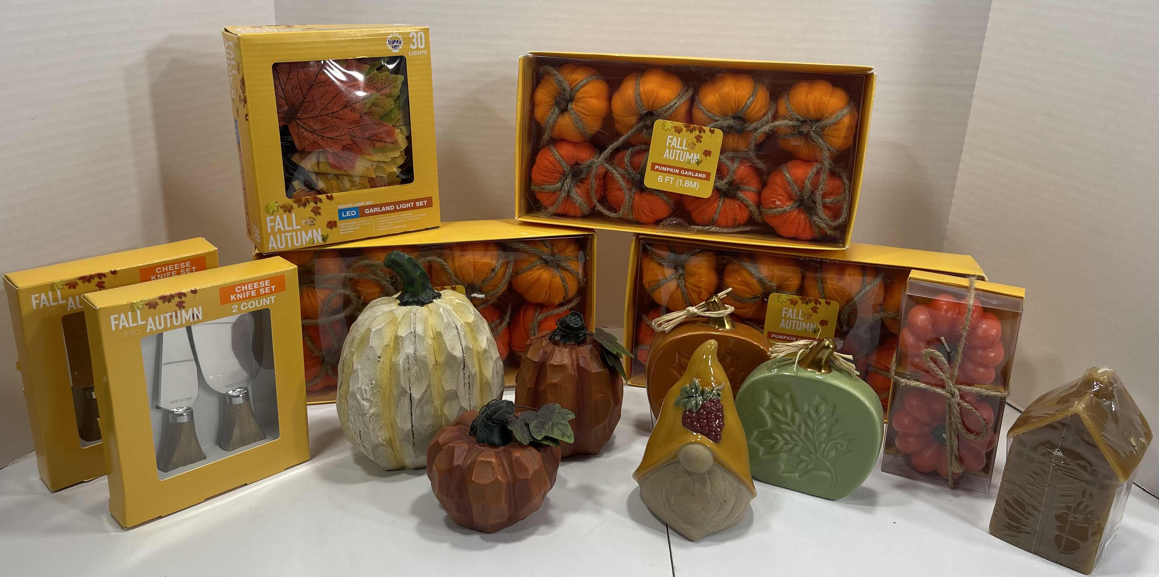 Photo 1 of FALL INTO AUTUMN HOME DECOR ITEMS LARGE ASSORTMENT (14 ITEMS) MSRP $60