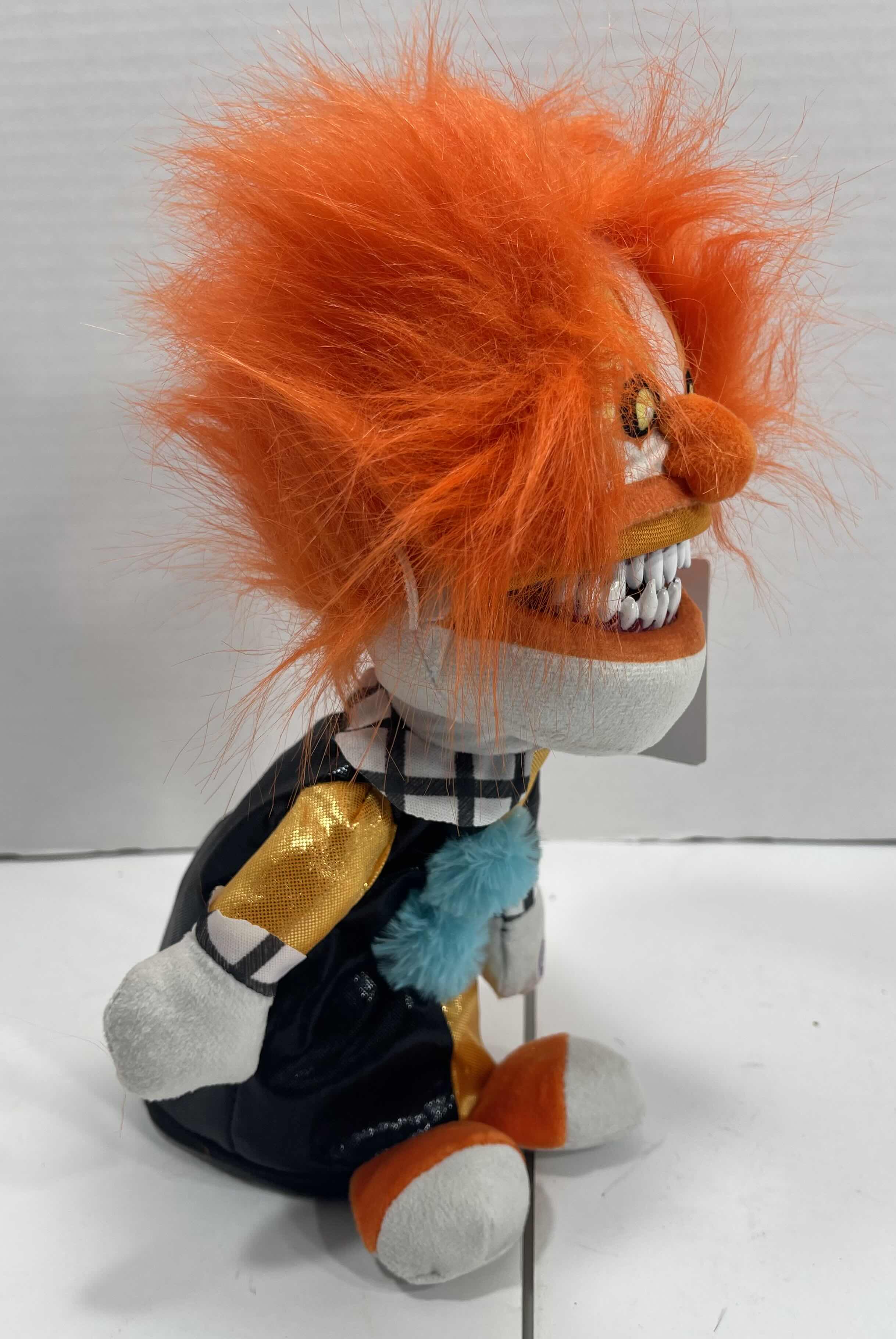 Photo 2 of ANIMATED CREEPY CLOWN H11” - LIGHT UP WITH MOVEMENT & CREEPY LAUGHING MSRP $40