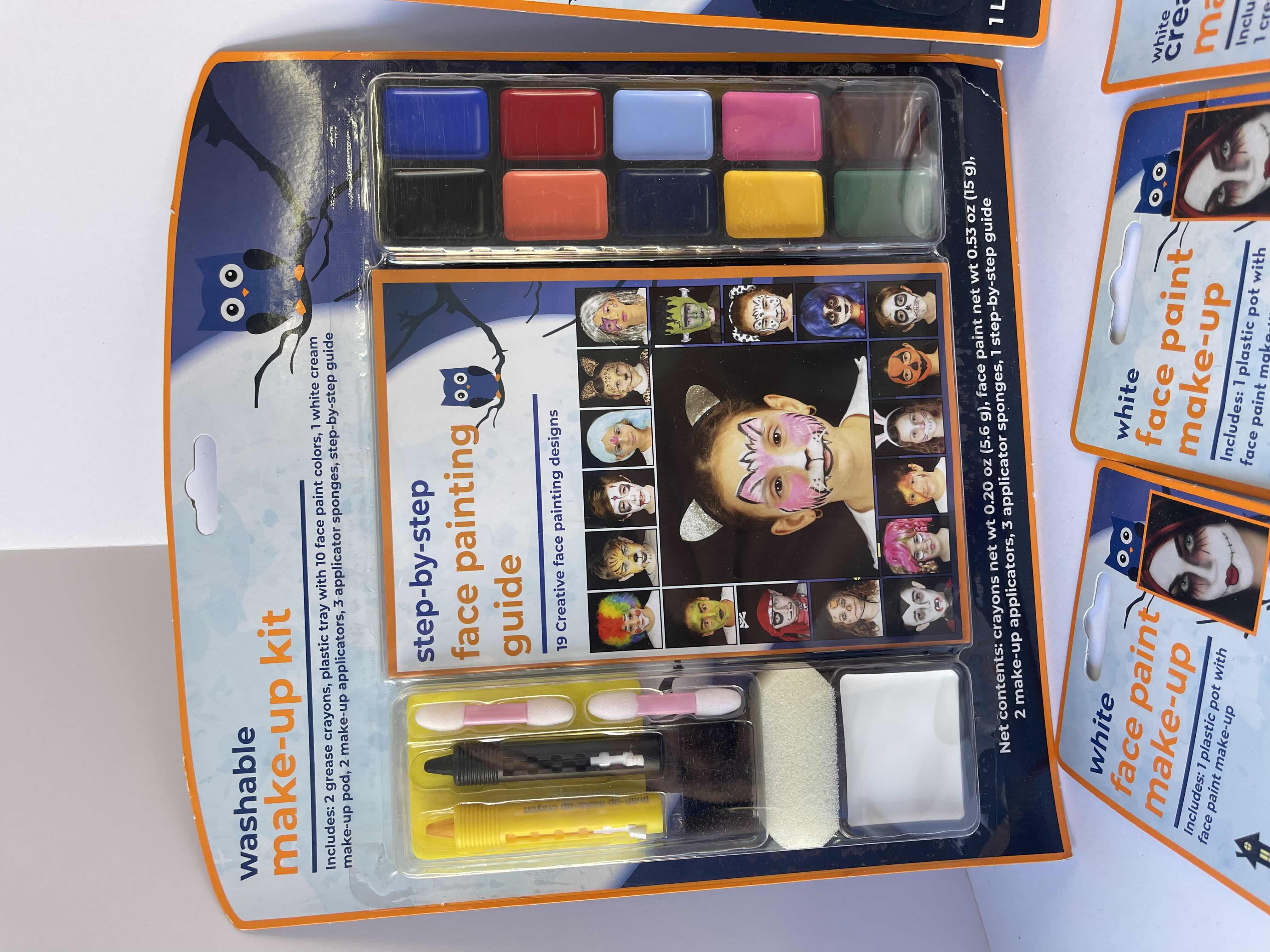 Photo 3 of HALLOWEEN MAKE-UP KITS ASSORTMENT (10 ITEMS) MSRP $40