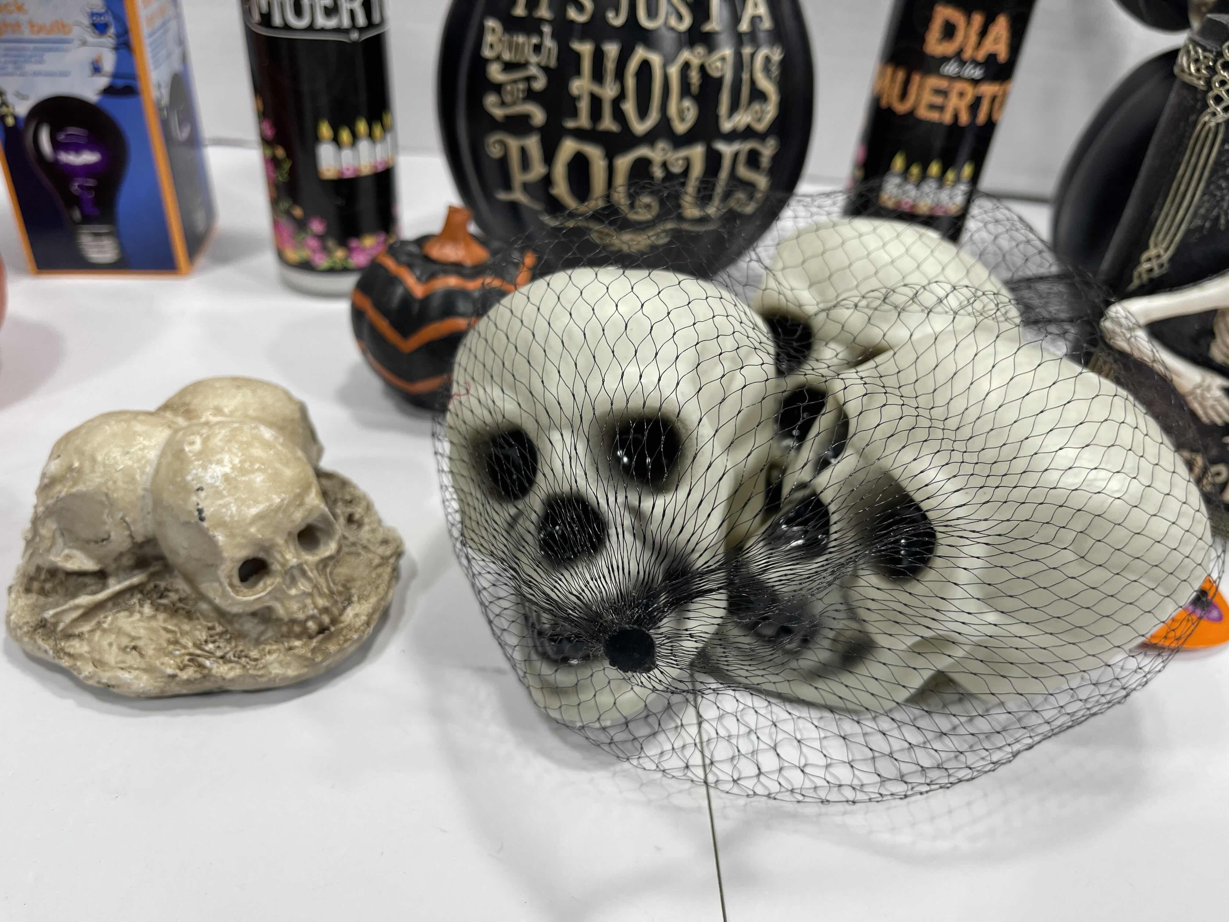 Photo 6 of HALLOWEEN TABLE TOP DECOR LARGE ASSORTMENT, CANDLES, BLACK LIGHT BULBS & LED COFFIN WIRE SETS MSRP $60