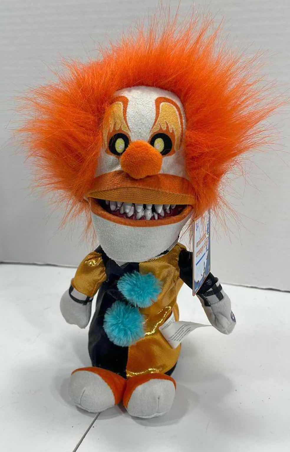 Photo 1 of ANIMATED CREEPY CLOWN H11” - LIGHT UP WITH MOVEMENT & CREEPY LAUGHING MSRP $40