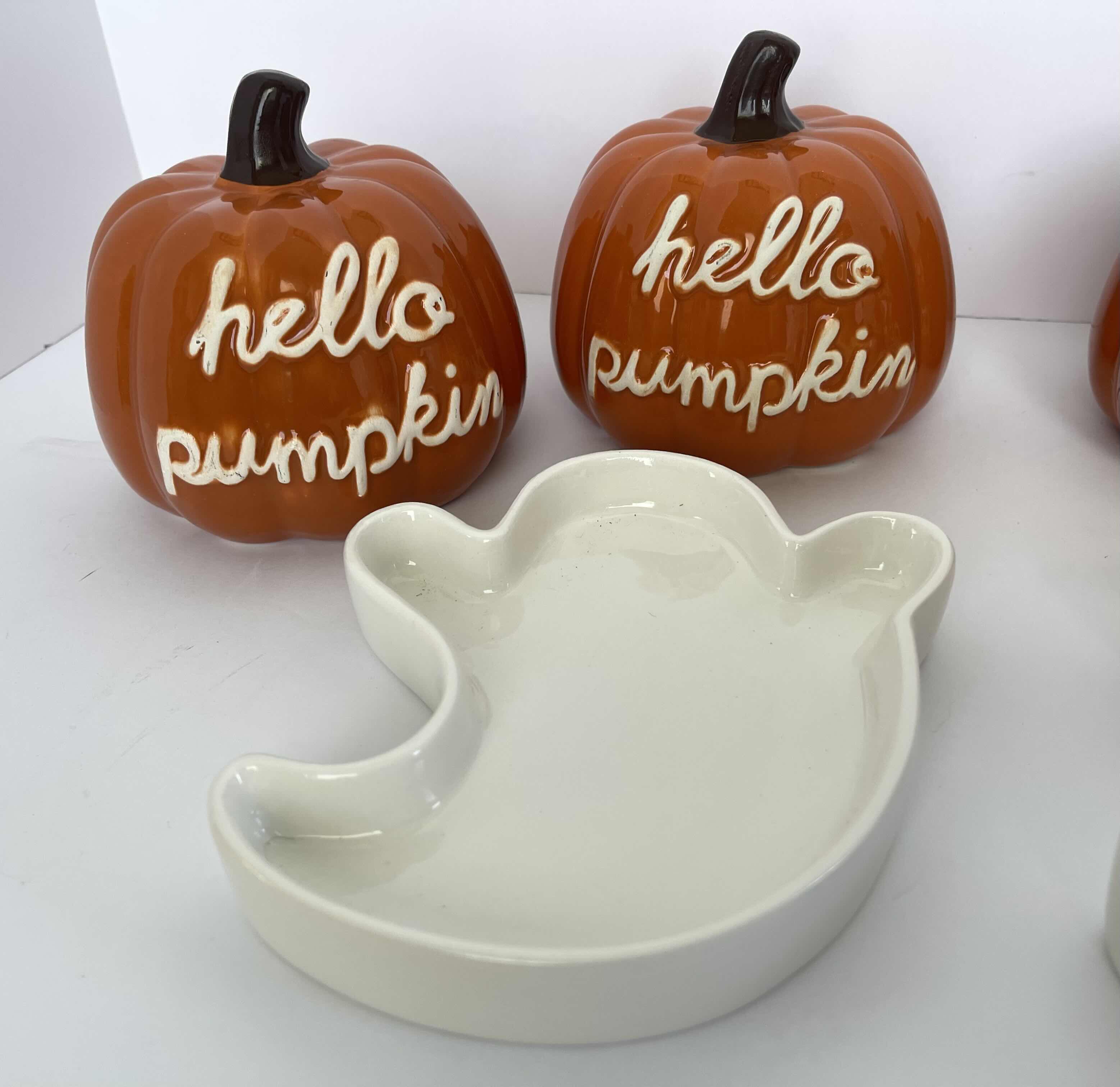 Photo 3 of HOLIDAY HALLOWEEN CERAMIC HELLO PUMPKINS H4.5” (4) & CERAMIC HALLOWEEN GHOST CANDY DISHES (2) MSRP $50