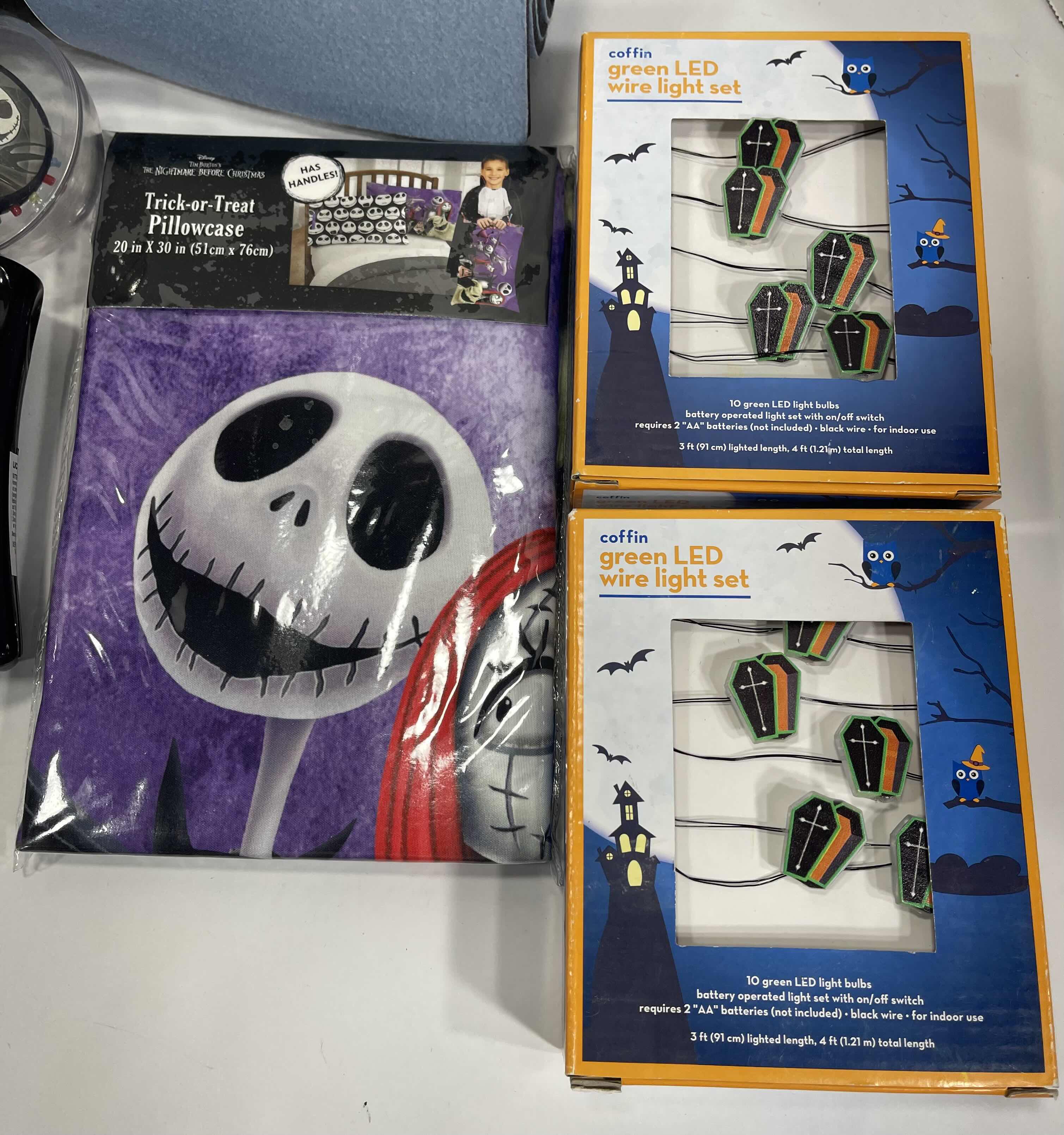 Photo 6 of DISNEY NIGHTMARE BEFORE CHRISTMAS THEMED HOME DECOR ITEMS & LED LIGHT SET(2) - (SEE NOTES) MSRP $75