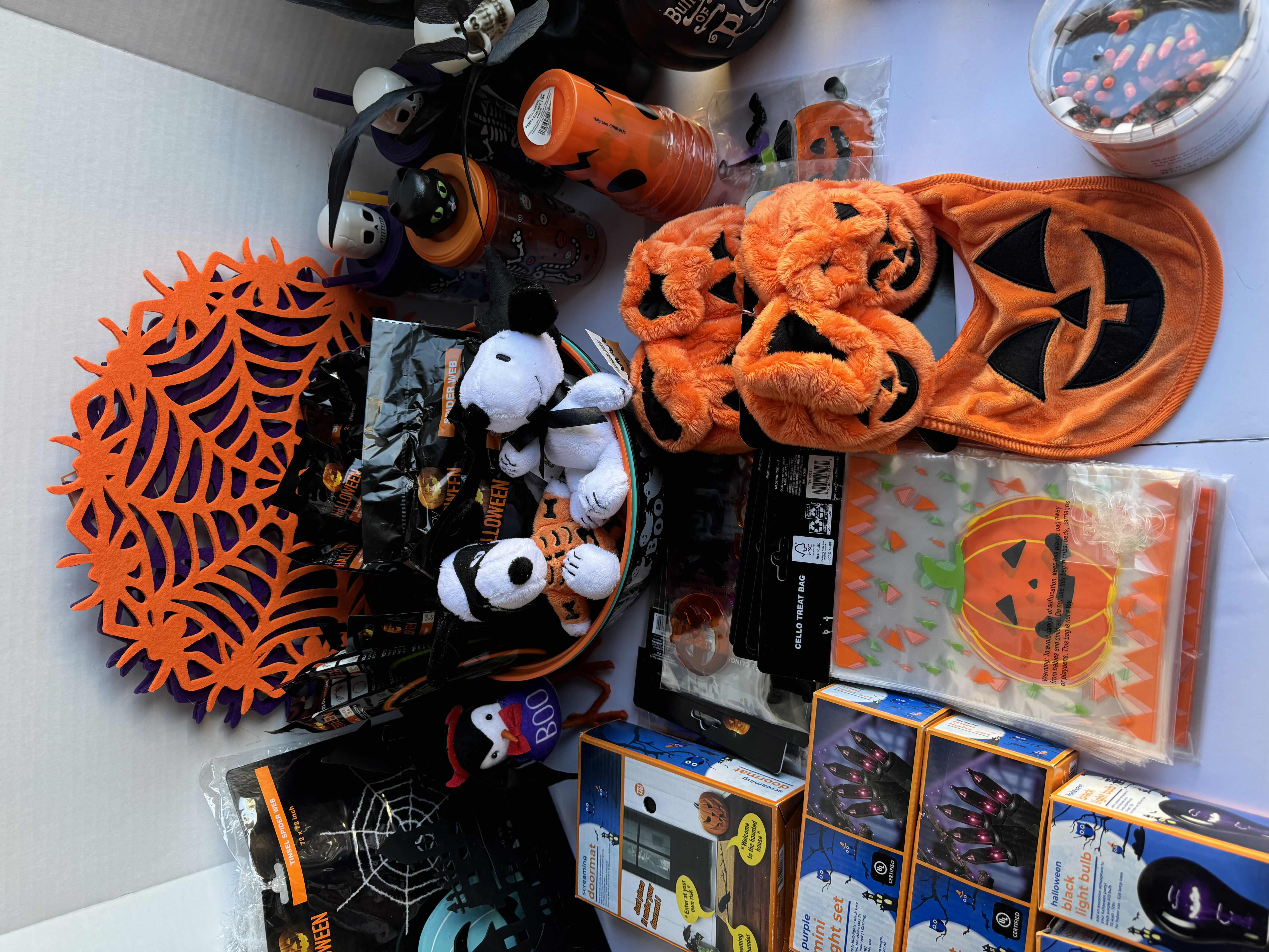 Photo 3 of HALLOWEEN TABLE TOP DECOR LARGE ASSORTMENT - CANDY BOWLS, LIGHT SETS, GLOW STICKS, HALLOWEEN CUPS, WOOD DISPLAYS, RESIN PUMPKINS AND MORE MSRP $70