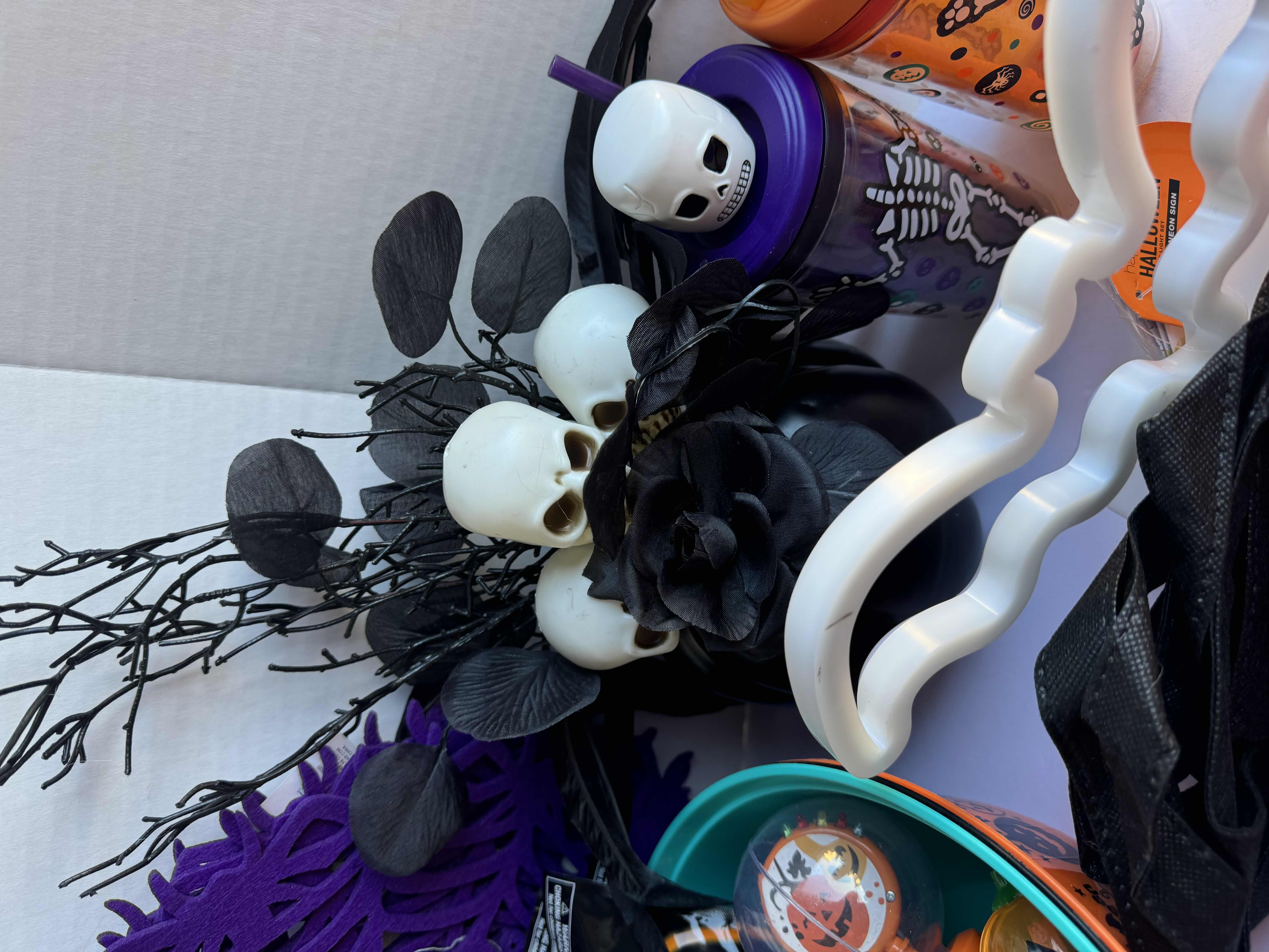 Photo 5 of HALLOWEEN TABLE TOP DECOR LARGE ASSORTMENT - CANDY BOWLS, LIGHT SETS, GLOW STICKS, HALLOWEEN CUPS, WOOD DISPLAYS, RESIN PUMPKINS, TOYS AND MORE MSRP $70