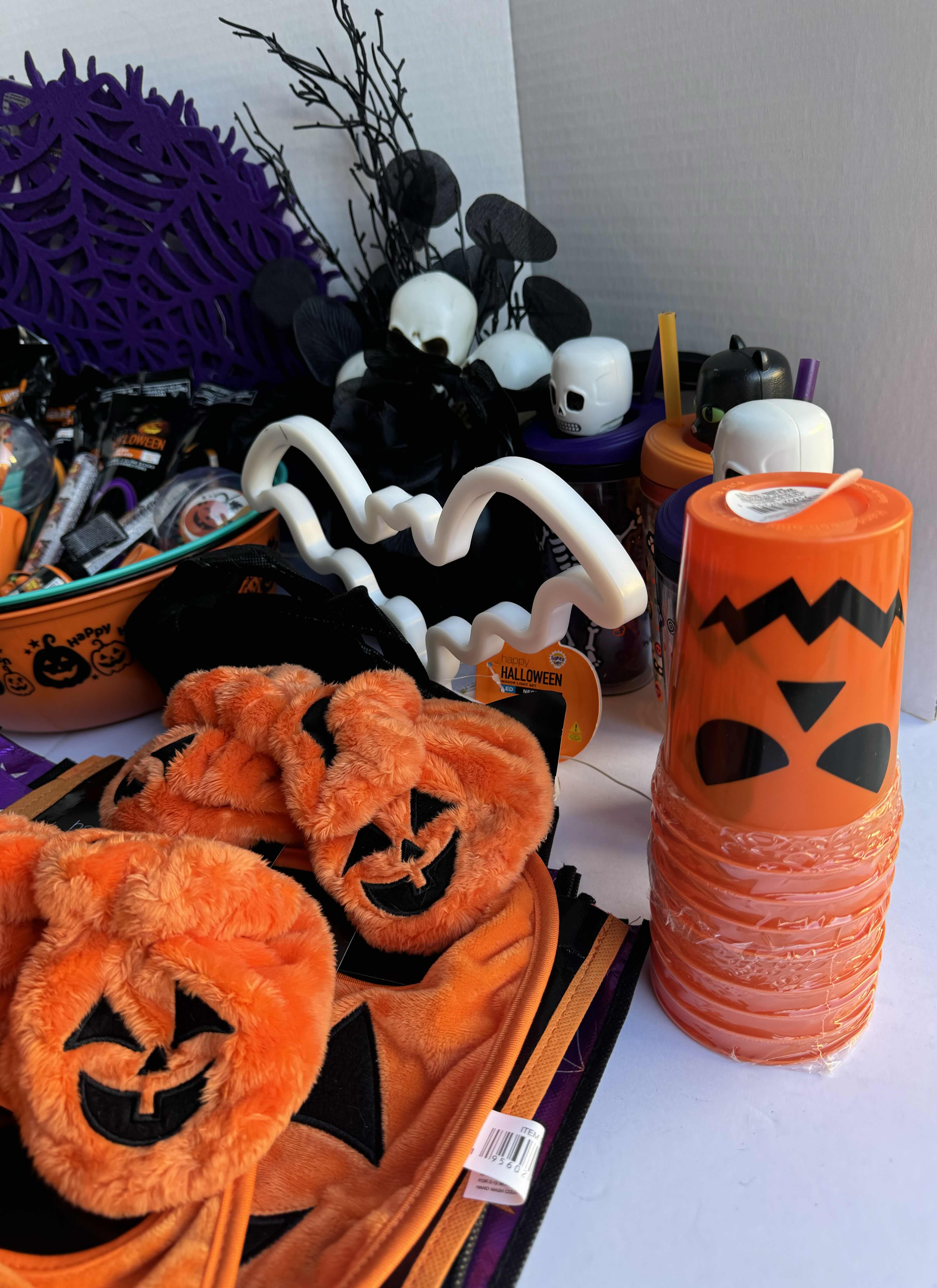 Photo 4 of HALLOWEEN TABLE TOP DECOR LARGE ASSORTMENT - CANDY BOWLS, LIGHT SETS, GLOW STICKS, HALLOWEEN CUPS, WOOD DISPLAYS, RESIN PUMPKINS, TOYS AND MORE MSRP $70