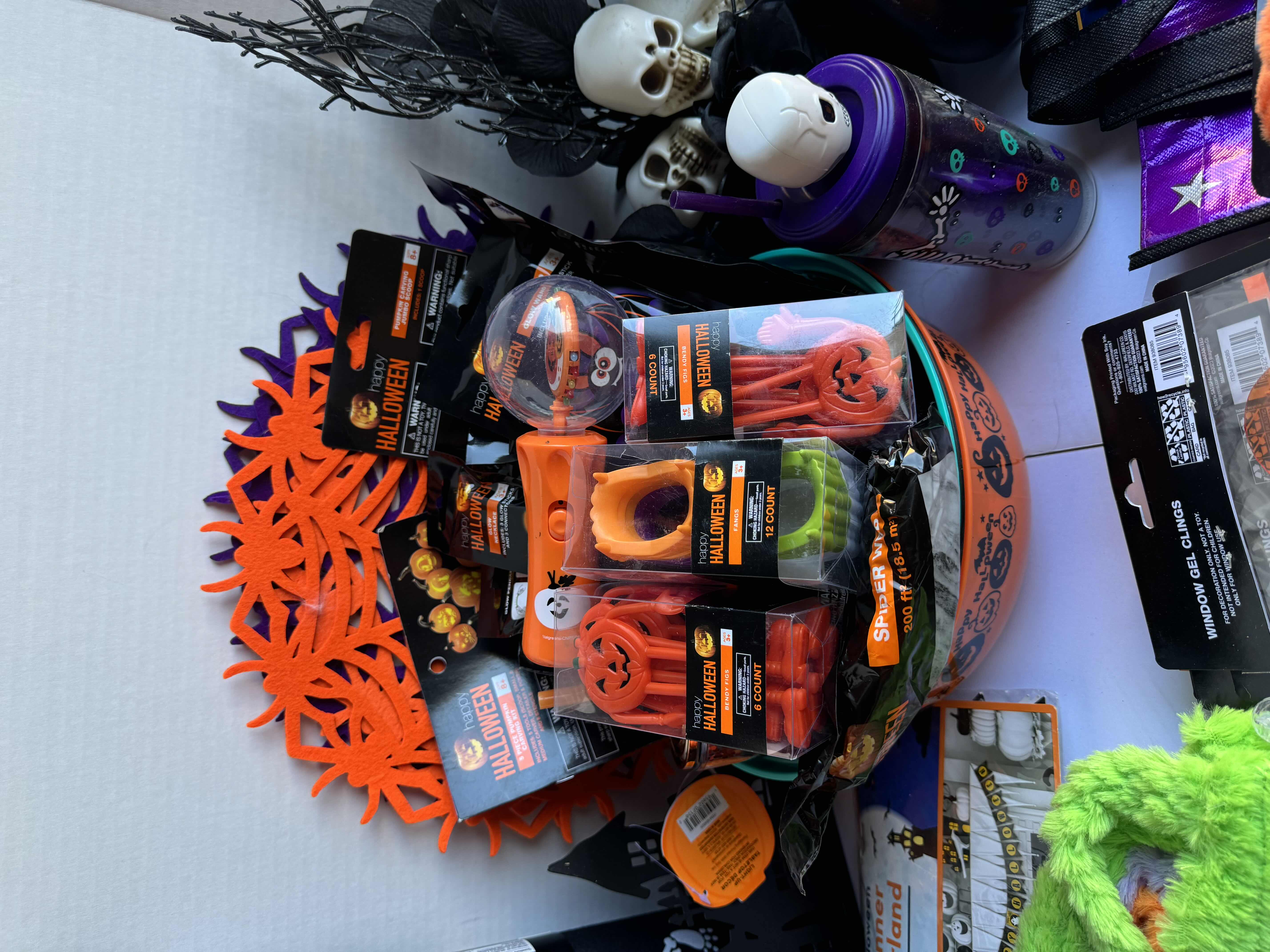 Photo 4 of HALLOWEEN TABLE TOP DECOR LARGE ASSORTMENT - CANDY BOWLS, LIGHT SETS, GLOW STICKS, HALLOWEEN CUPS, MATTS, RESIN PUMPKINS AND MORE MSRP $70