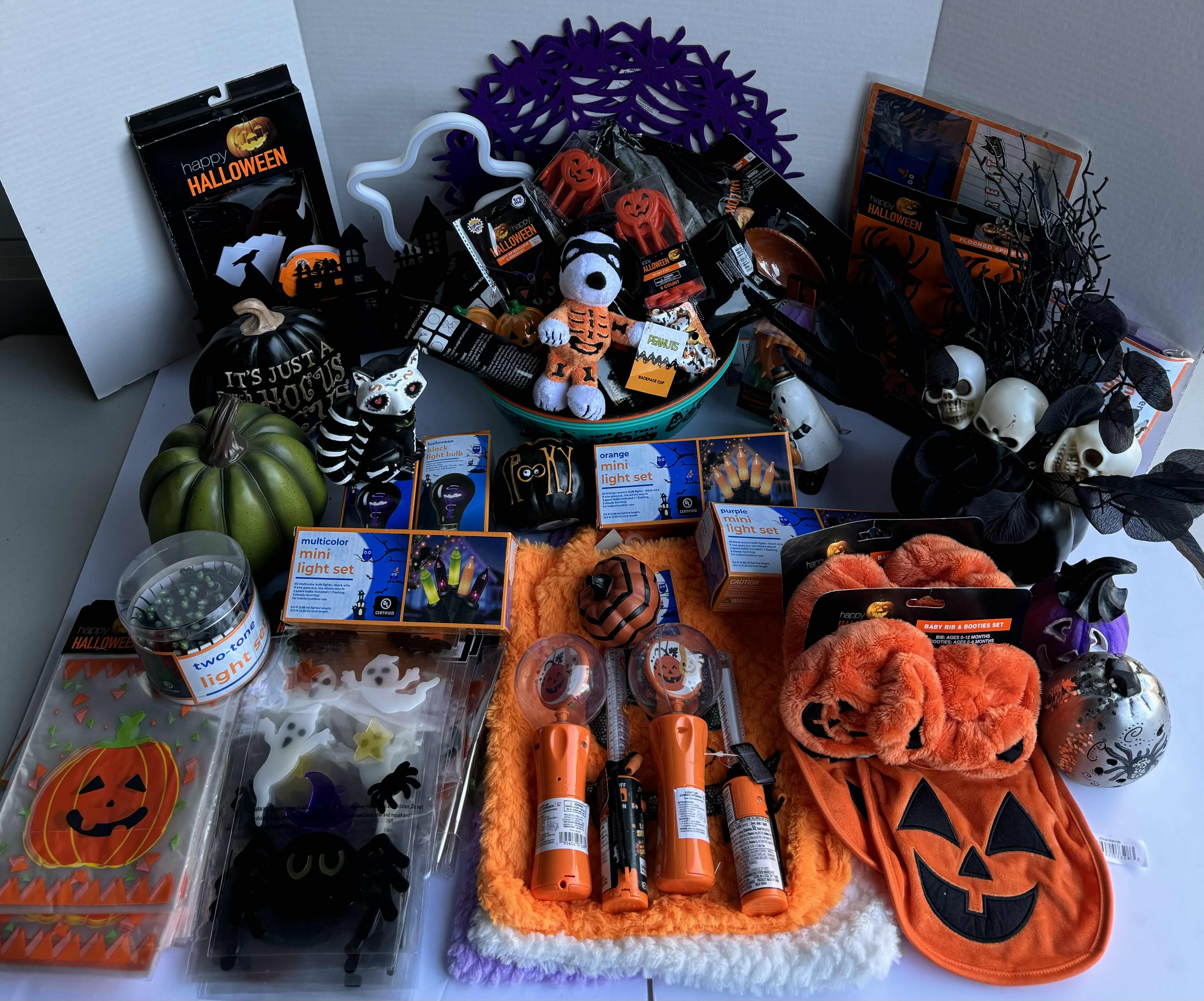 Photo 1 of HALLOWEEN TABLE TOP DECOR LARGE ASSORTMENT - CANDY BOWLS, LIGHT SETS, GLOW STICKS, HALLOWEEN CUPS, WOOD DISPLAYS, RESIN PUMPKINS, TOYS AND MORE MSRP $70