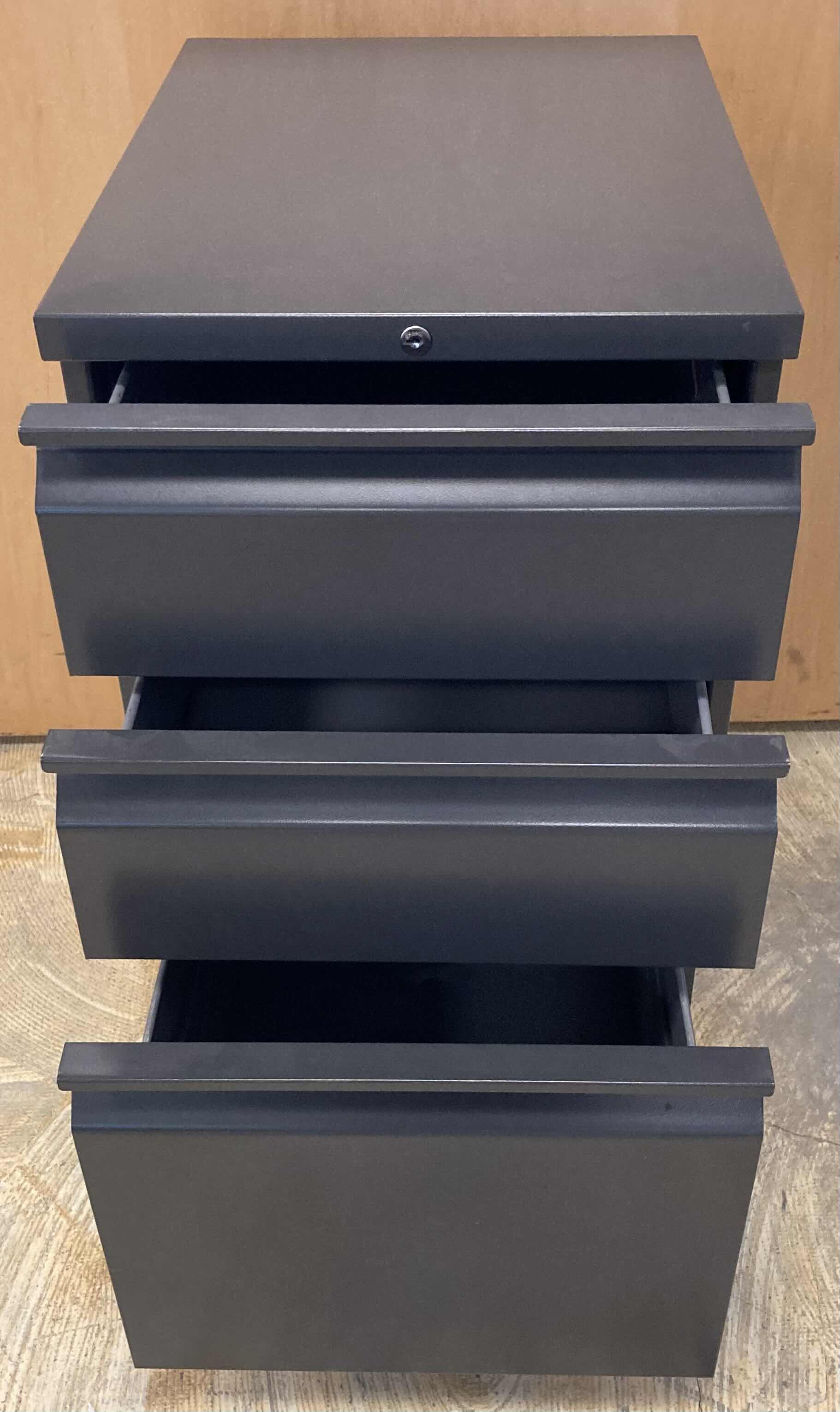 Photo 2 of HON FLAGSHIP CHARCOAL METAL 3-DRAWER ROLLING FILE CABINET 15” X 20 H28”