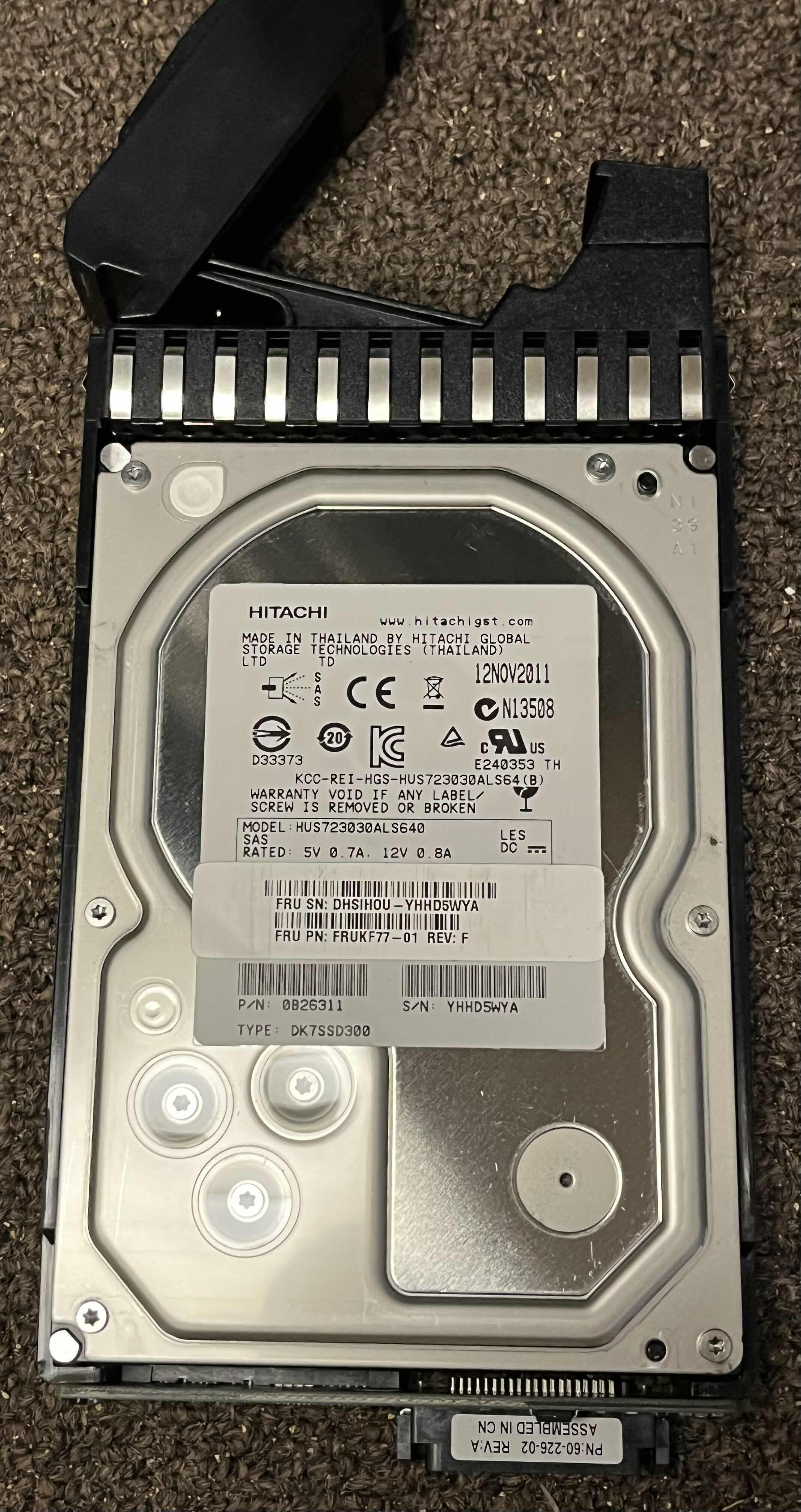 Photo 4 of DOT HILL R EVOLUTION ASSURED SAN RAID DISK ARRAY CONTROLLER MODEL HG2S2A, N2S2A, DBB W 12 HITACHI 3TB HARD DRIVES MODEL HUS723030ALS640