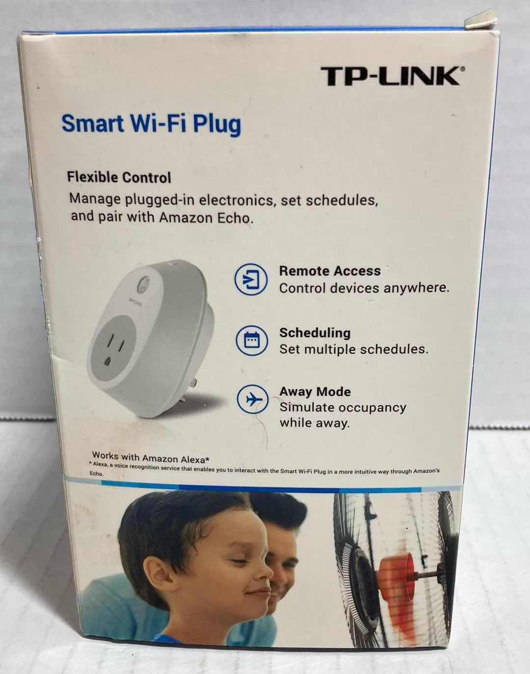 Photo 3 of TP-LINK SMART WIFI PLUG MODEL HS100(US)