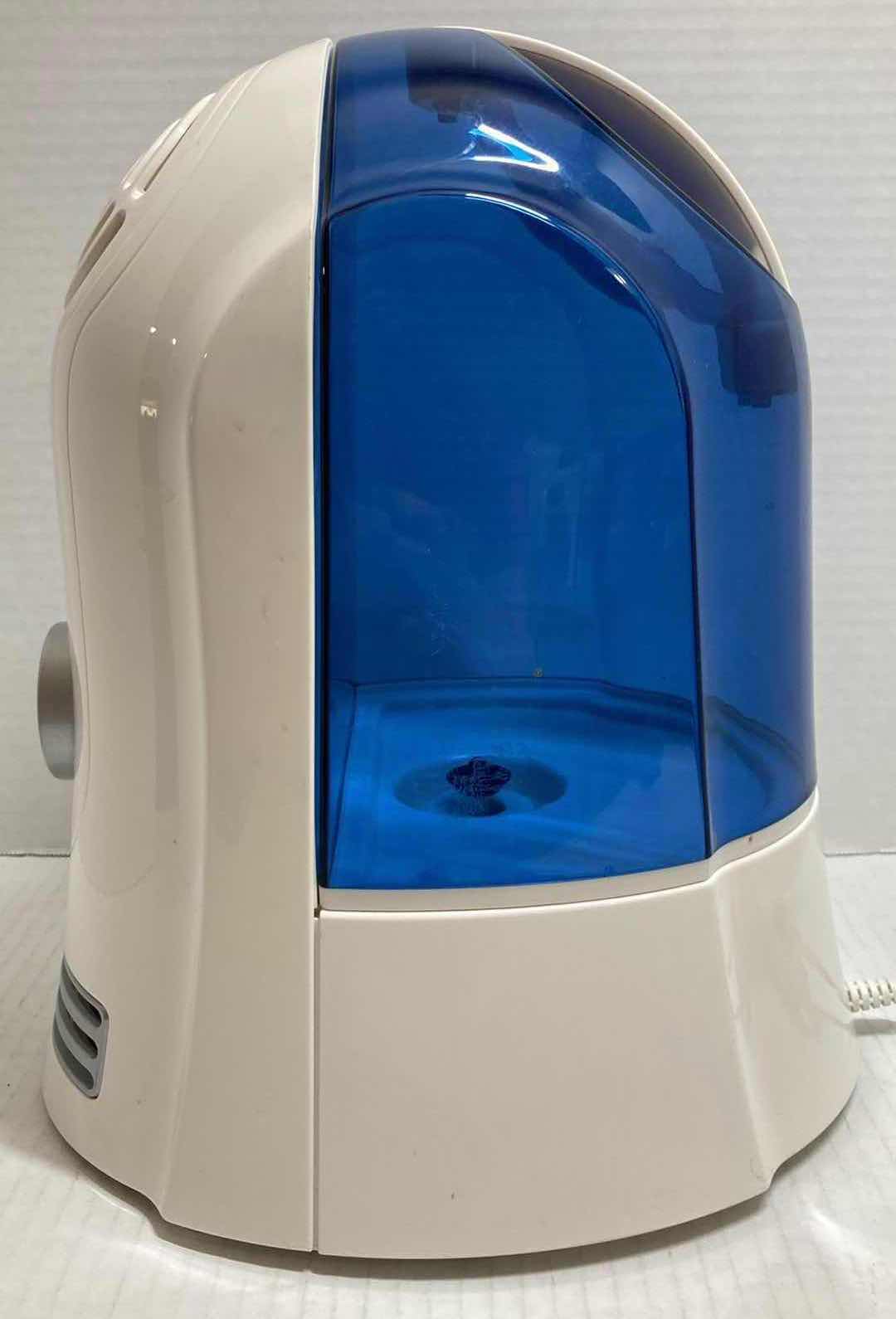 Photo 2 of HOMEDICS COOL MIST HUMIDIFIER MODEL 865103A