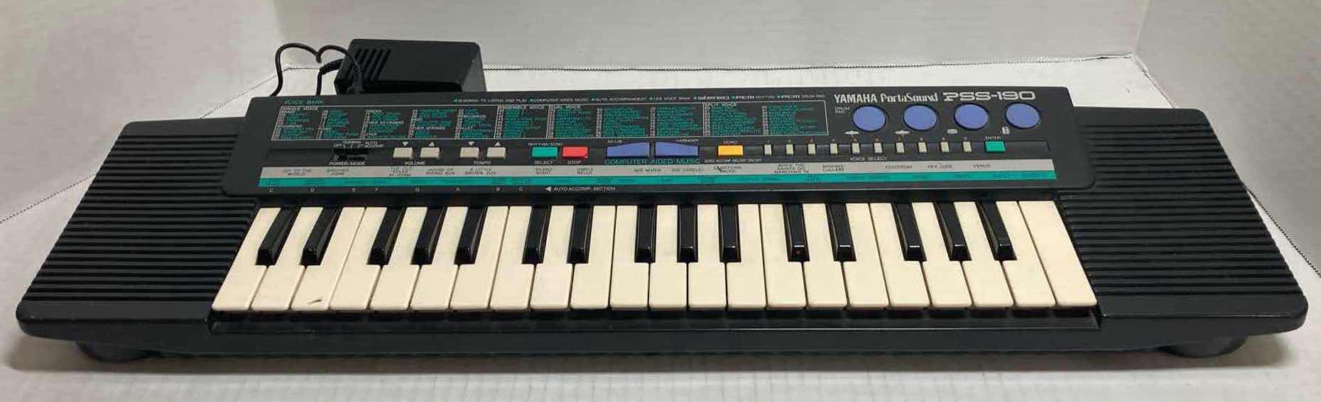 Photo 1 of YAMAHA PORTA SOUND PSS-190 KEYBOARD