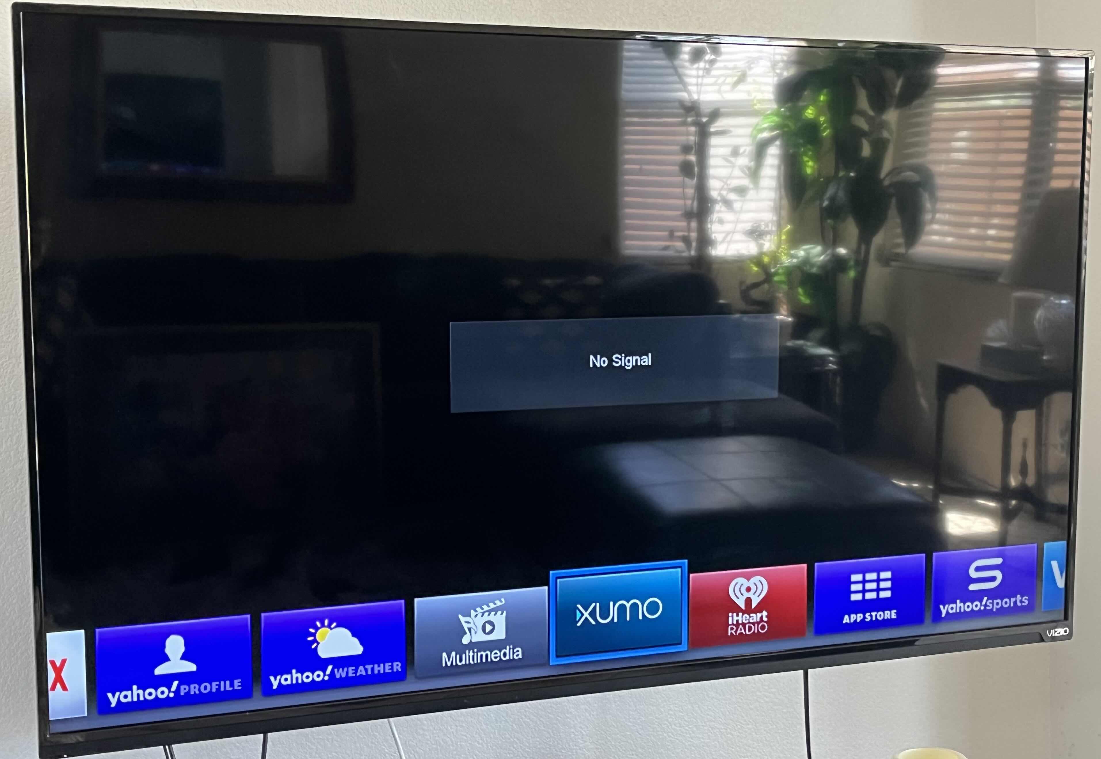 Photo 1 of VIZIO 58” SMART TV W REMOTE MODEL D58U-D3 (WALL MOUNT ONLY)