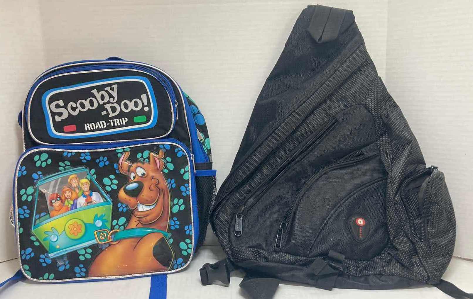 Photo 1 of SCOOBY DOO BACKPACK & APACS BACKPACK