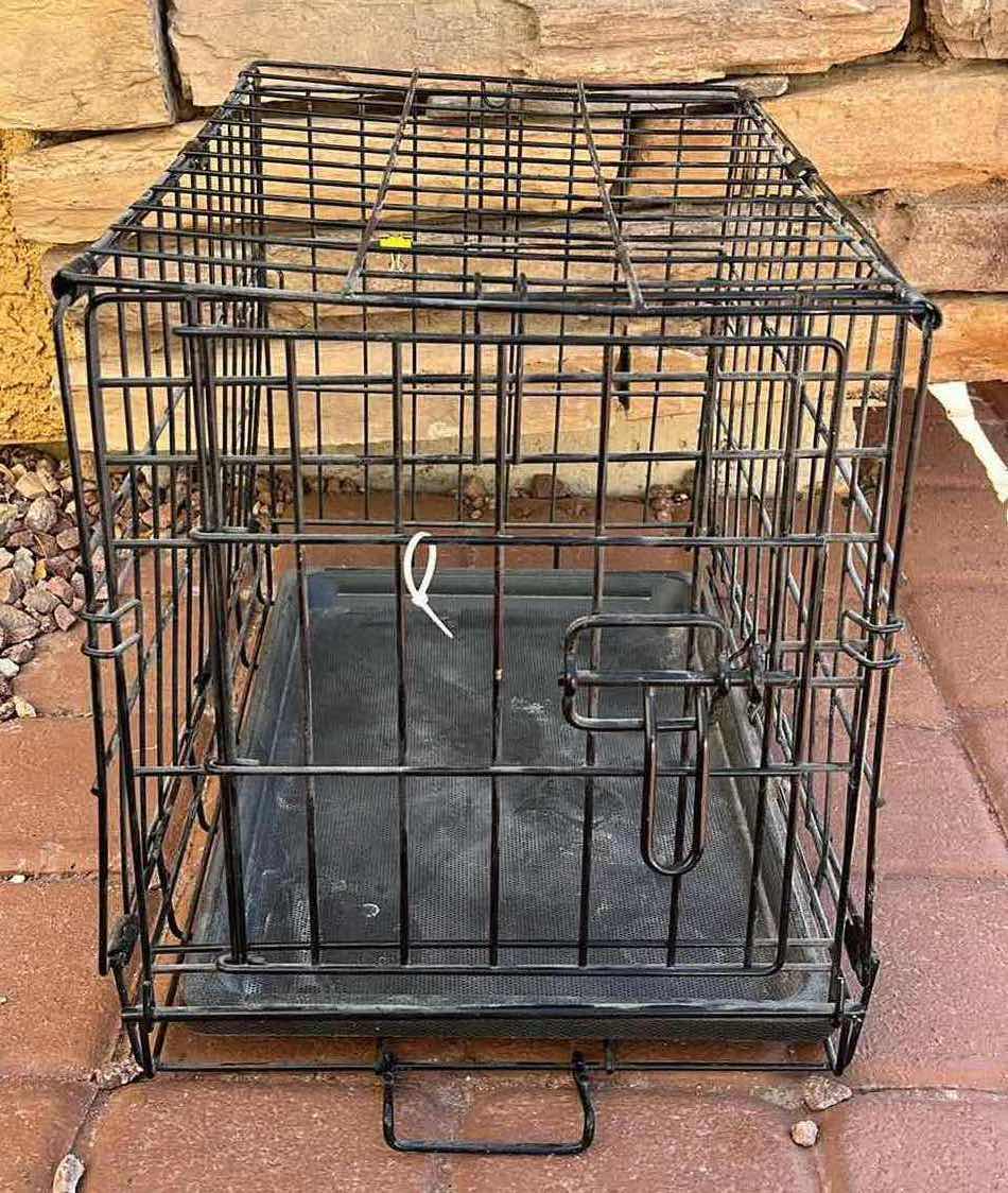 Photo 1 of BLACK METAL FOLDING SM PET DOG CAT KENNEL 18.25” X 12.5” H14.5”