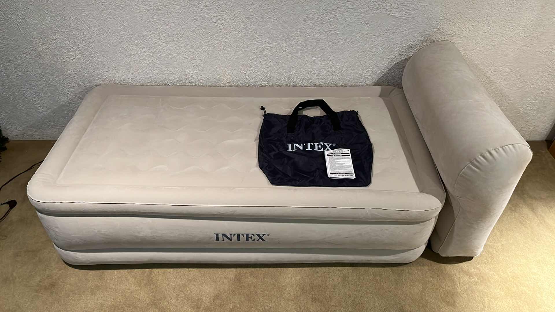 Photo 1 of INTEX DURA-BEAM QUICK FILL PLUS INTERNAL PUMP TWIN SIZE AIR BED W HEADBOARD